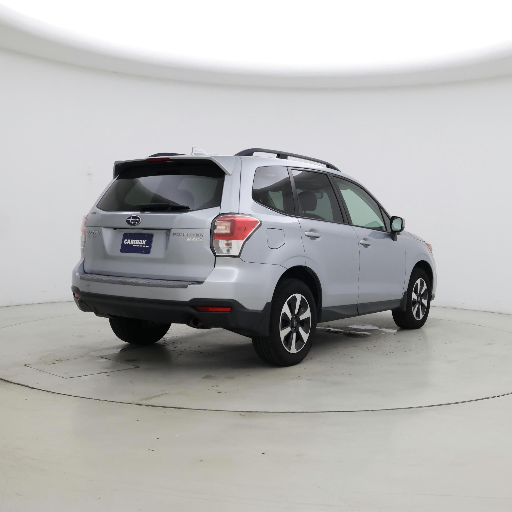 Thumbnail: 2017 Subaru Forester - 8