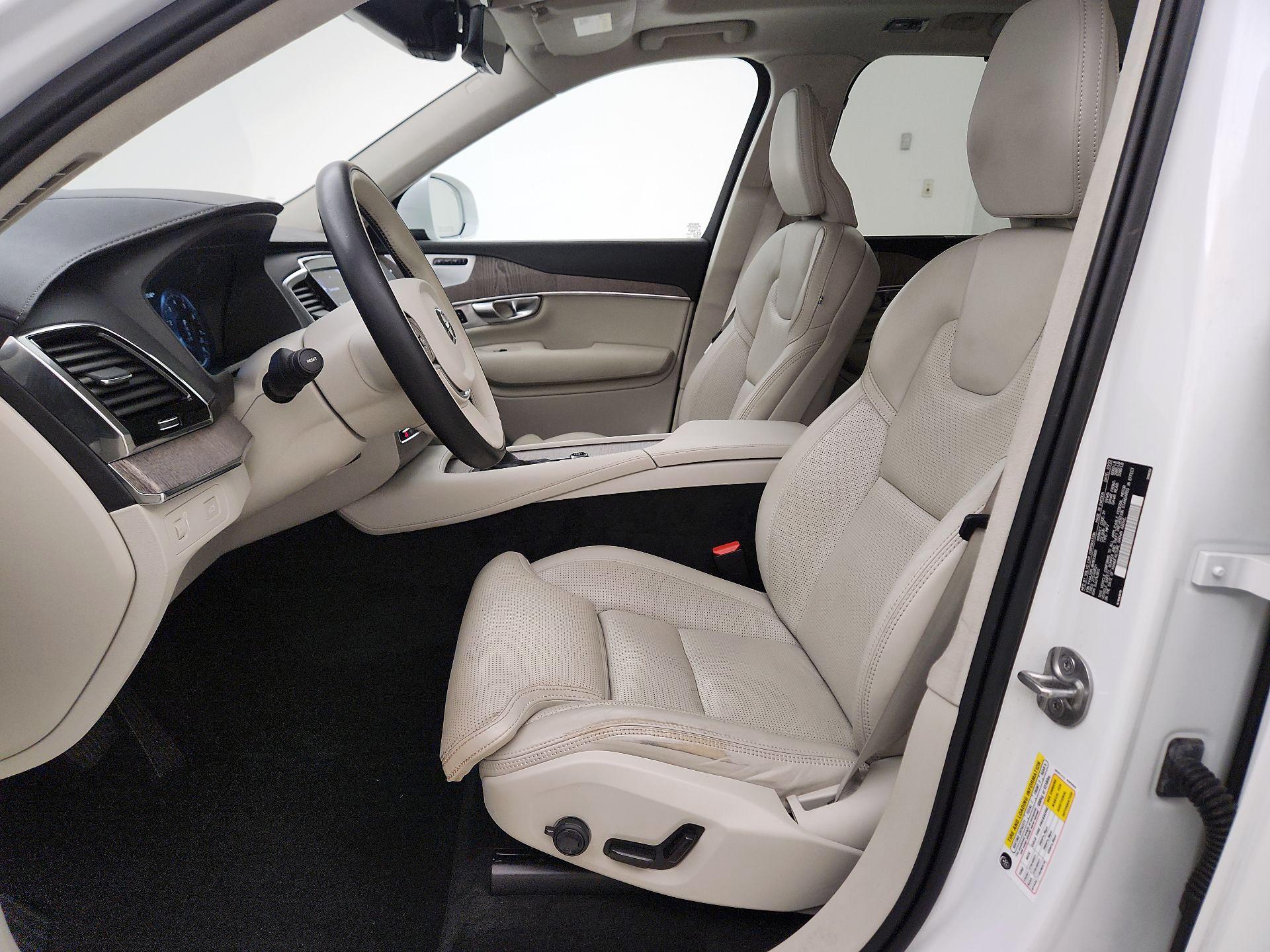 Thumbnail: 2022 Volvo XC90 - 11