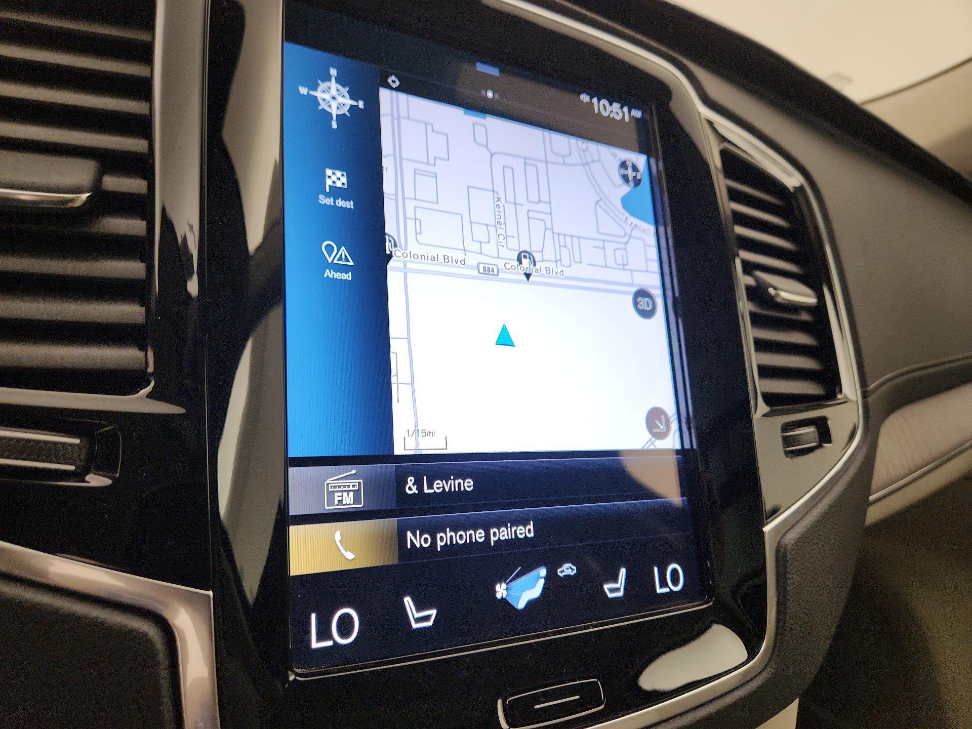 Thumbnail: 2022 Volvo XC90 - 14