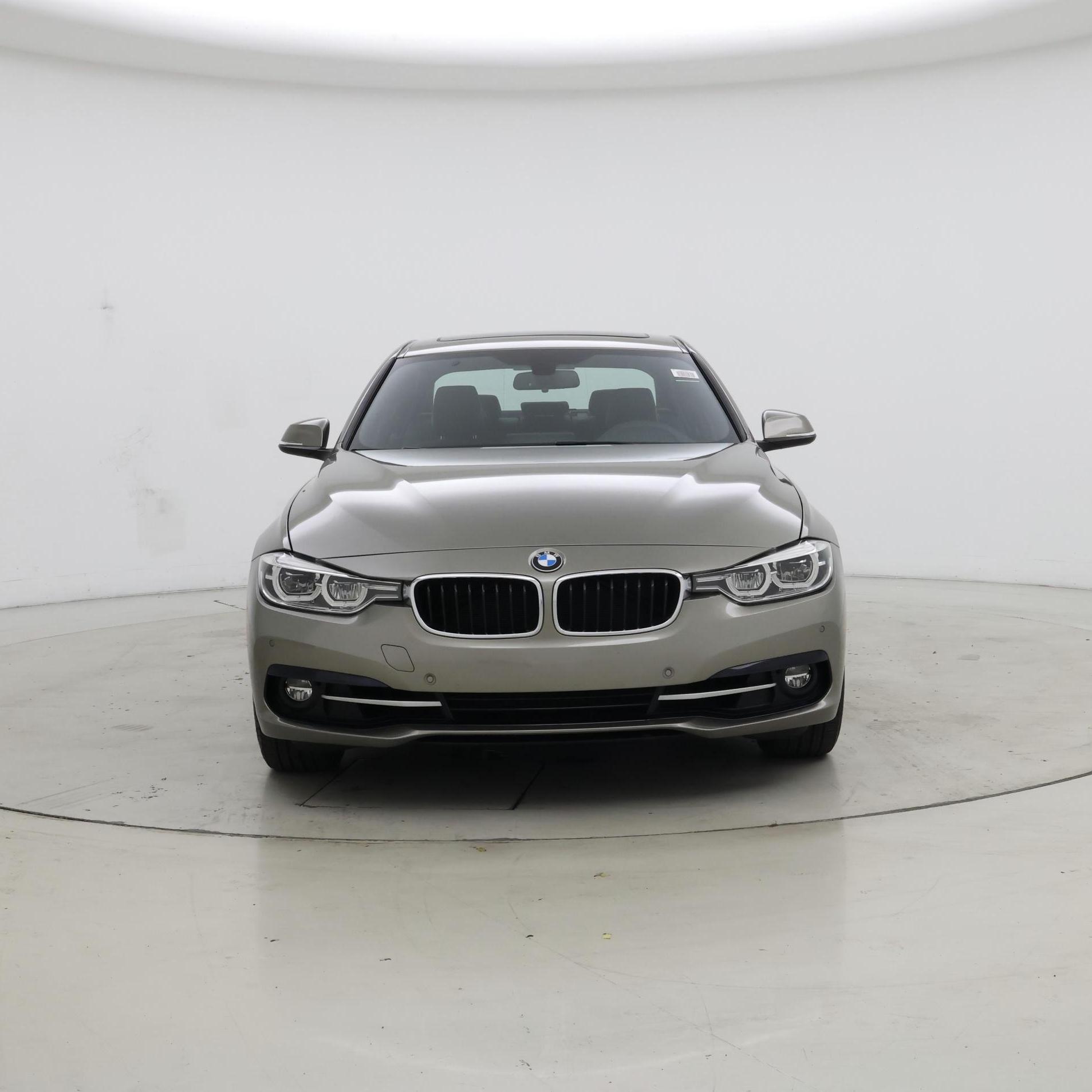 Thumbnail: 2017 BMW 3 Series - 5