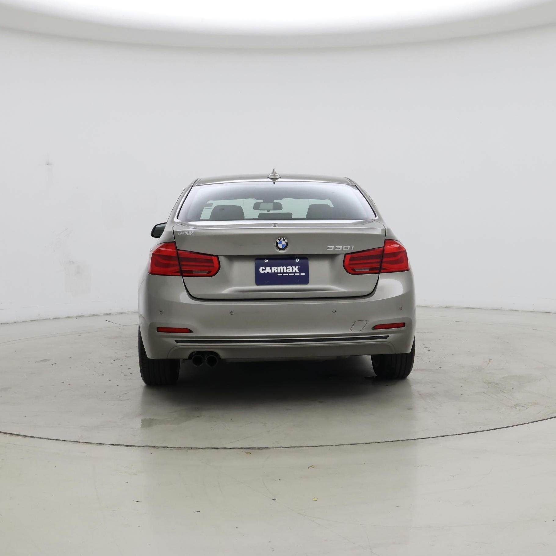 Thumbnail: 2017 BMW 3 Series - 6