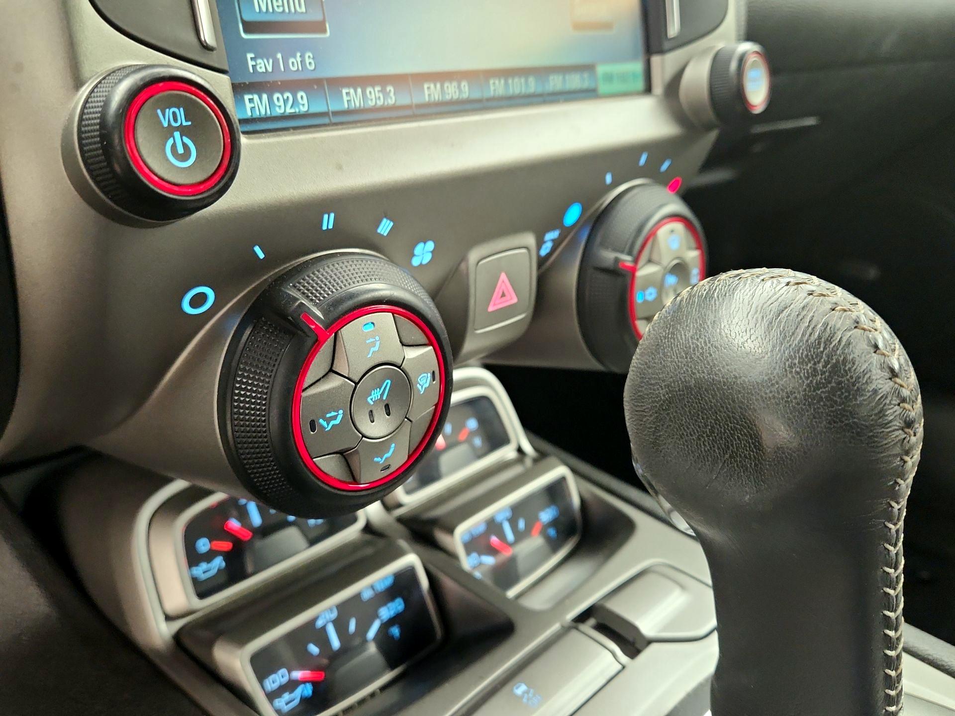 Thumbnail: 2014 Chevrolet Camaro - 17