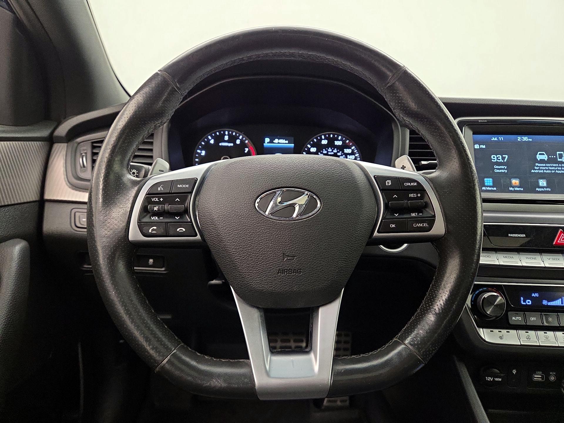 Thumbnail: 2019 Hyundai Sonata - 10