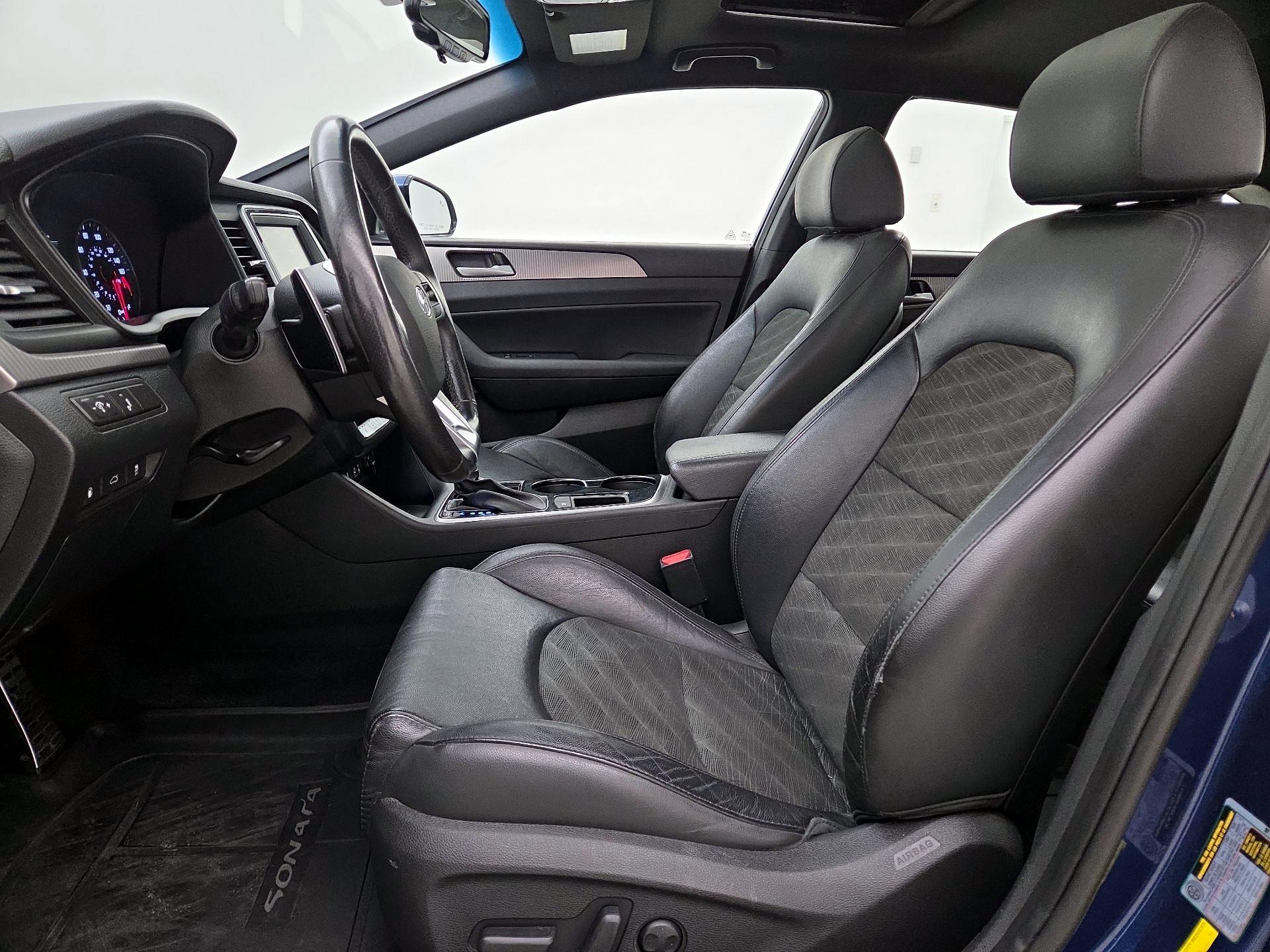 Thumbnail: 2019 Hyundai Sonata - 11