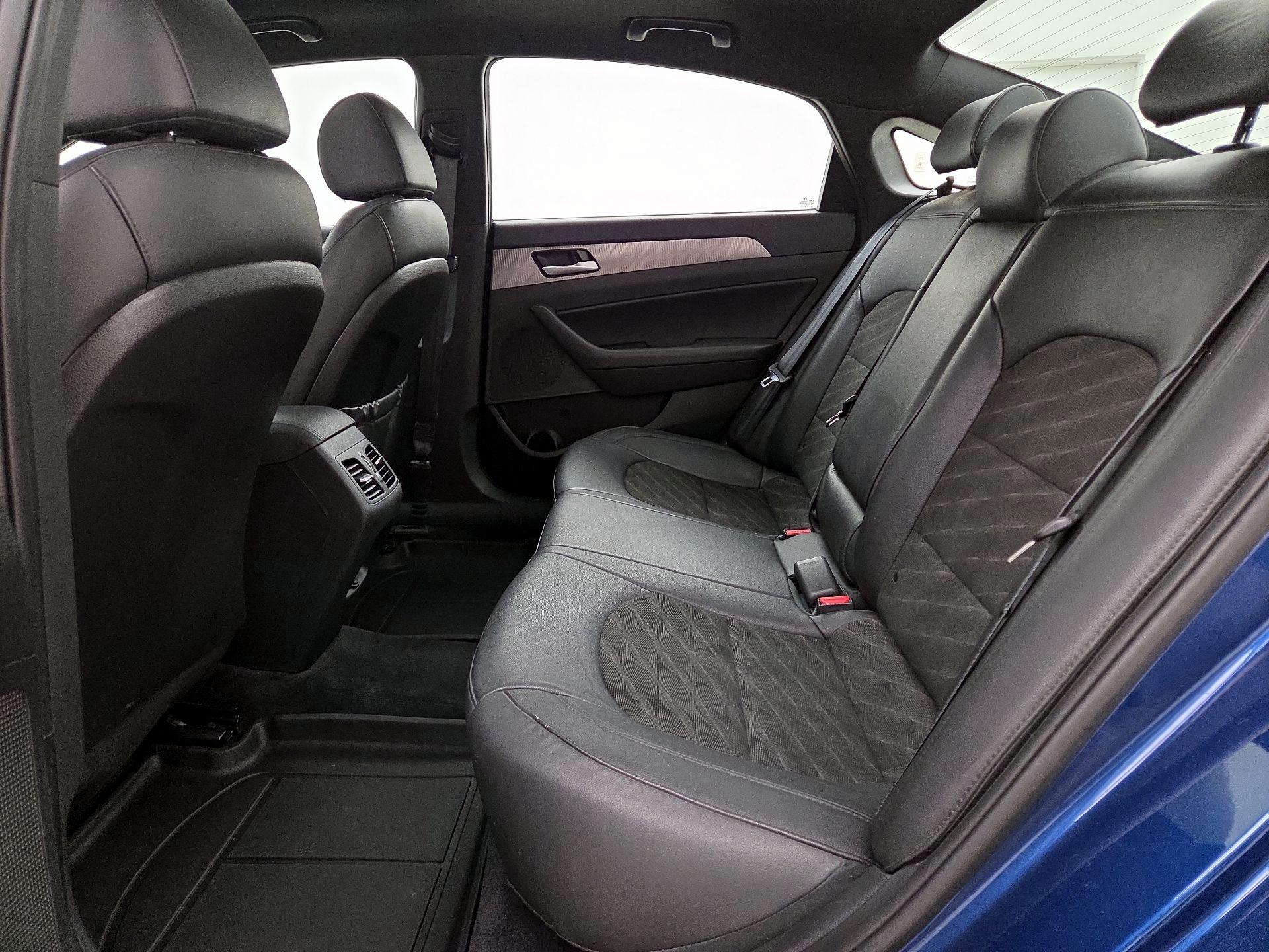 Thumbnail: 2019 Hyundai Sonata - 20