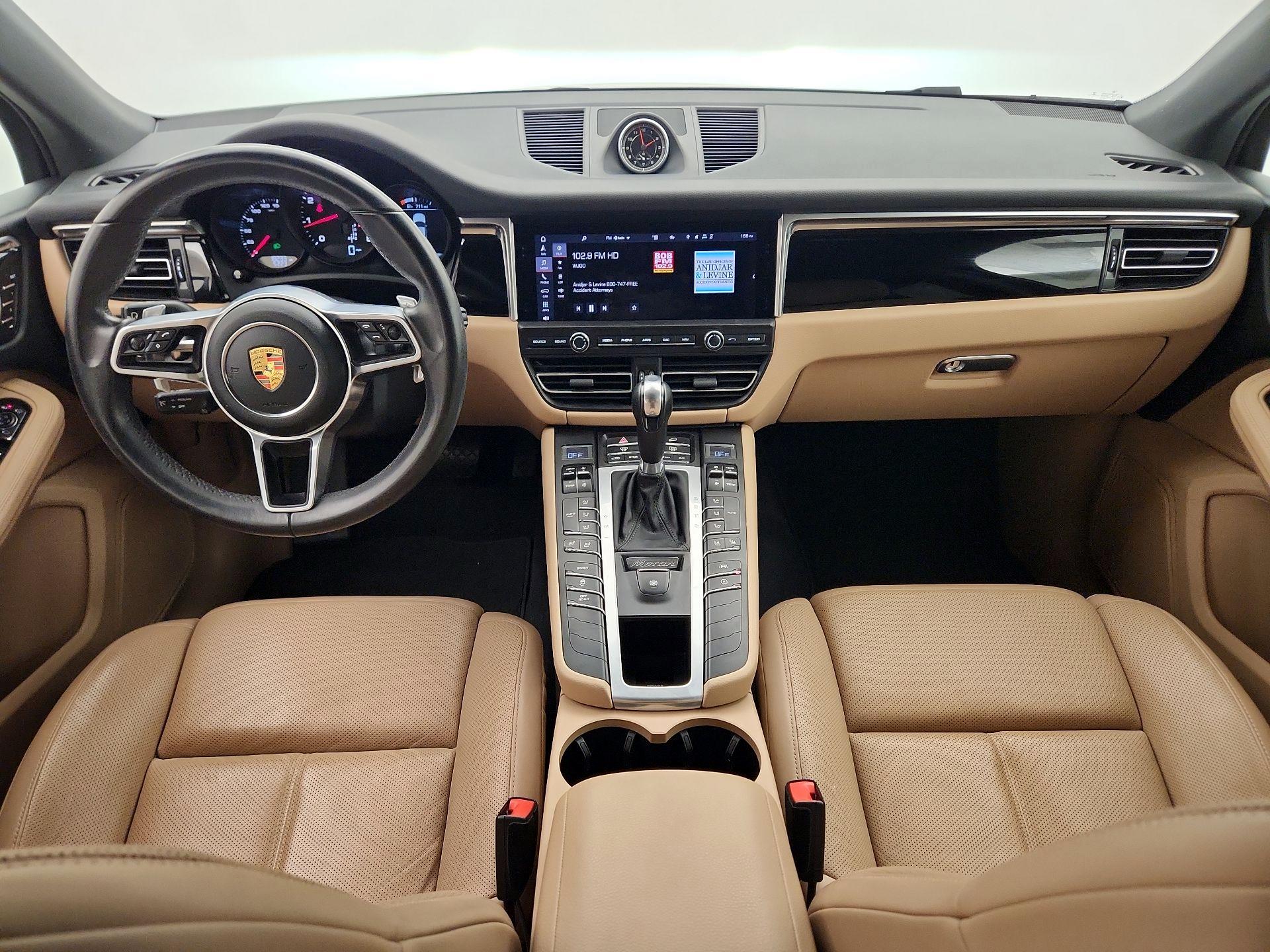 Thumbnail: 2020 Porsche Macan - 9