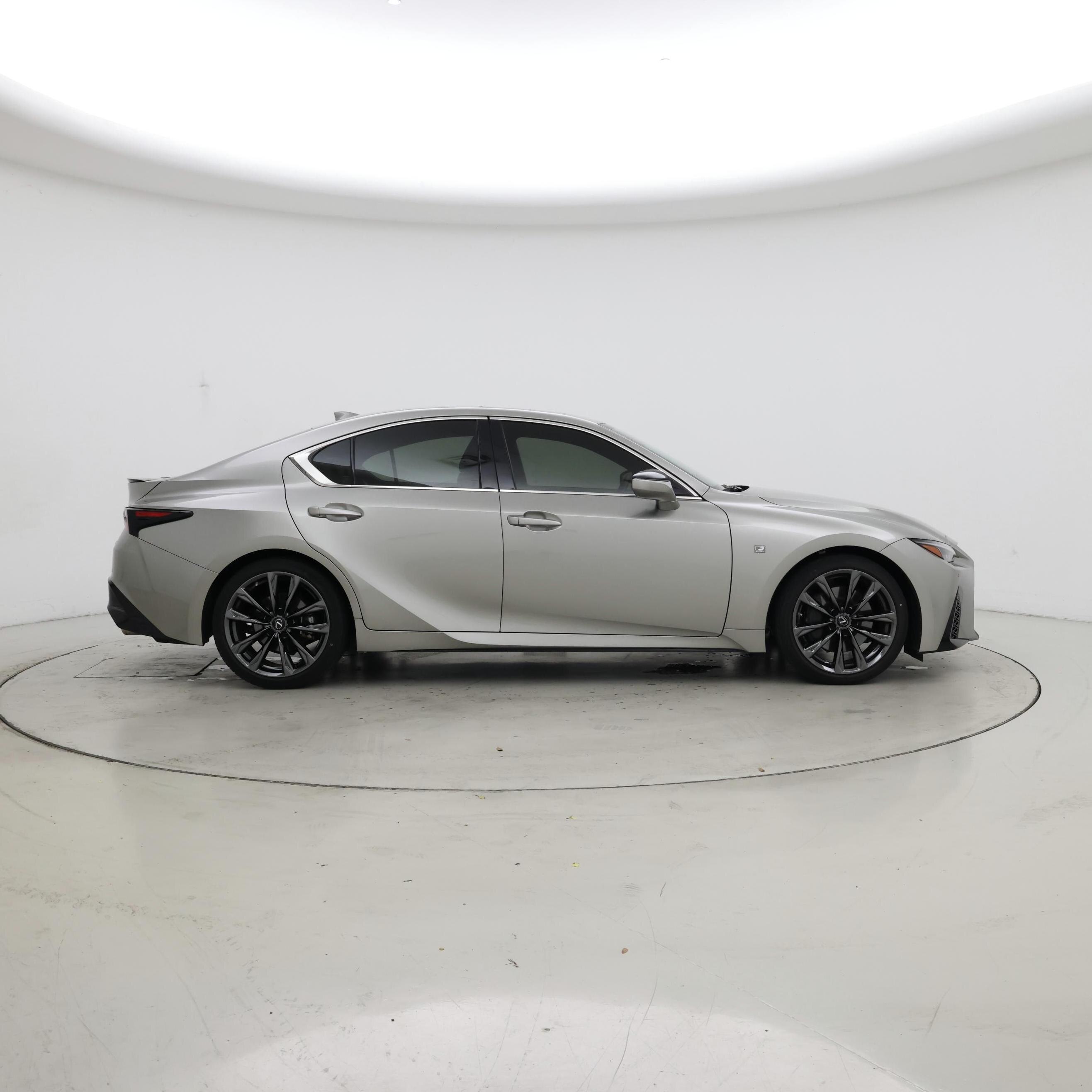 Thumbnail: 2022 Lexus IS - 7