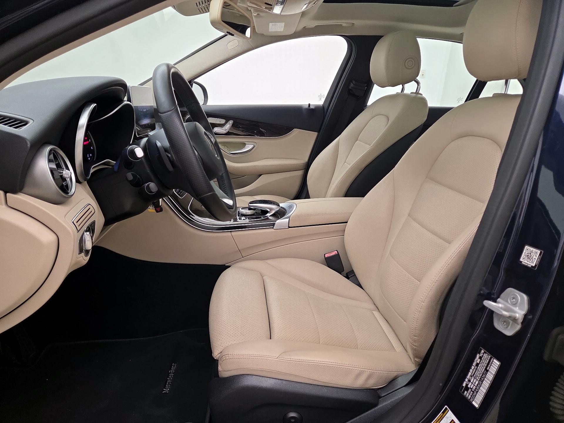 Thumbnail: 2016 Mercedes-Benz C-Class - 11