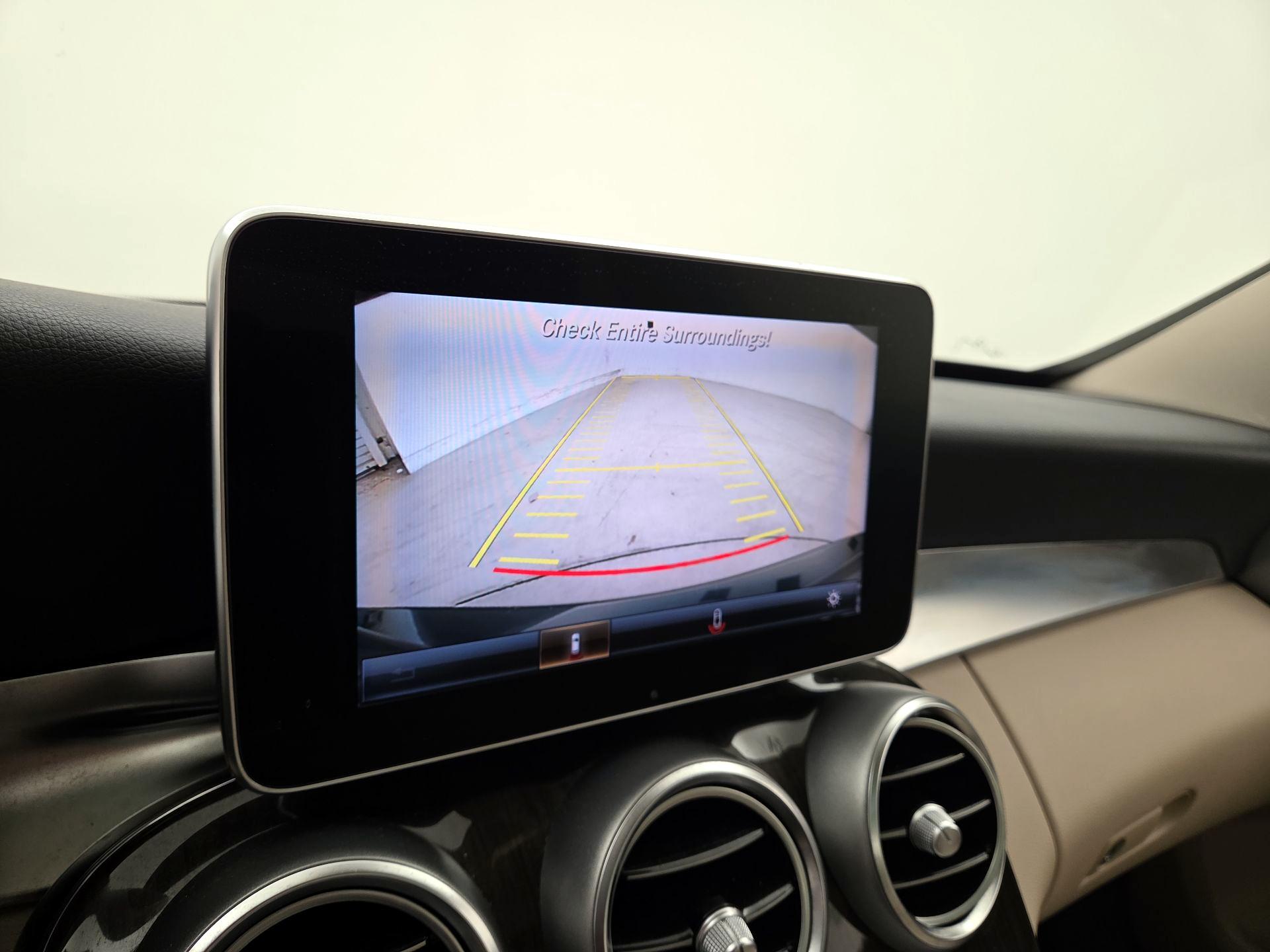 Thumbnail: 2016 Mercedes-Benz C-Class - 15