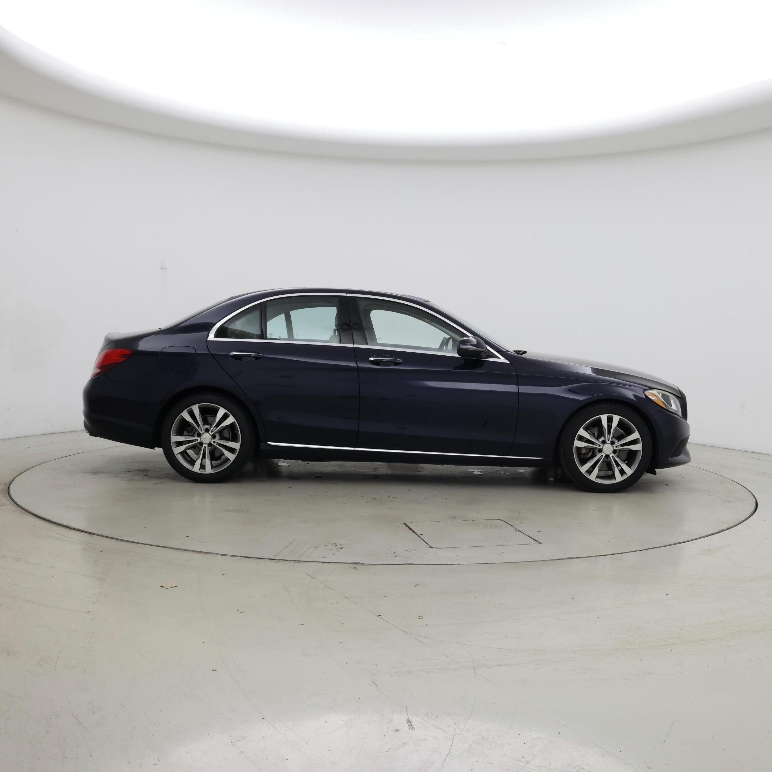 Thumbnail: 2016 Mercedes-Benz C-Class - 7