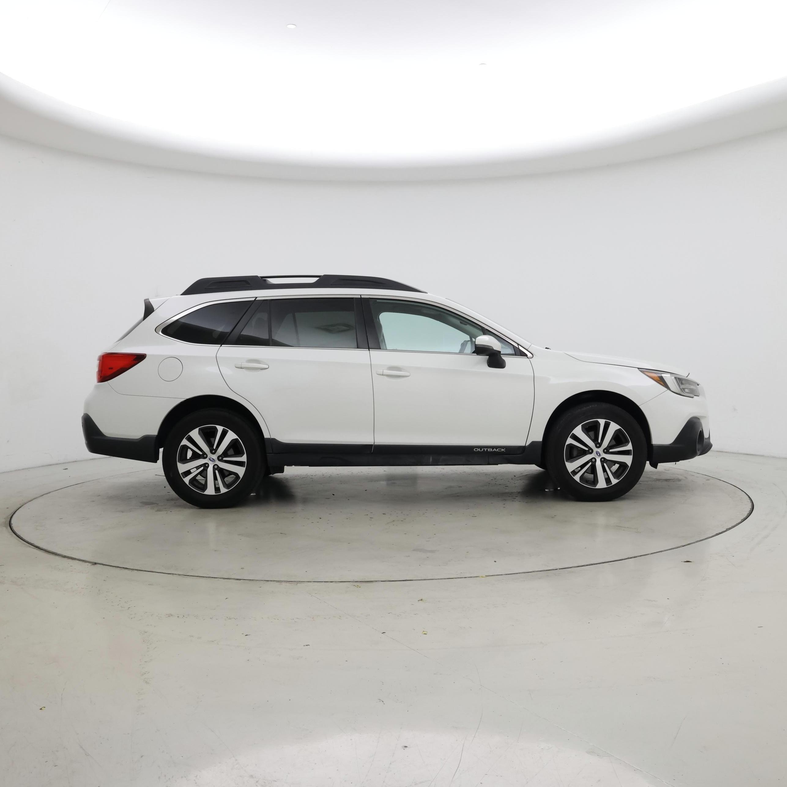 Thumbnail: 2018 Subaru Outback - 7