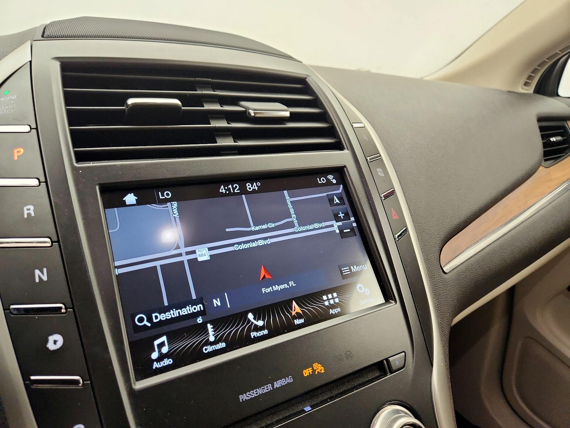 Thumbnail: 2017 Lincoln MKC - 14