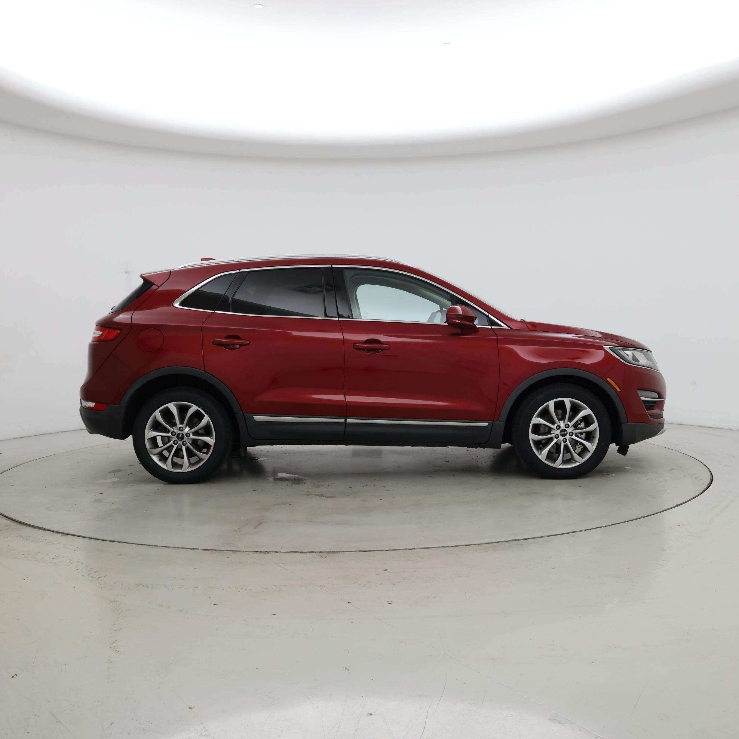 Thumbnail: 2017 Lincoln MKC - 7