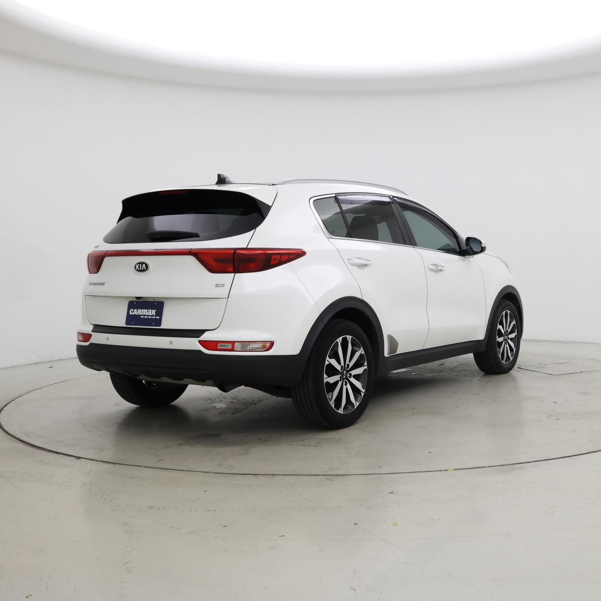 Thumbnail: 2017 Kia Sportage - 8