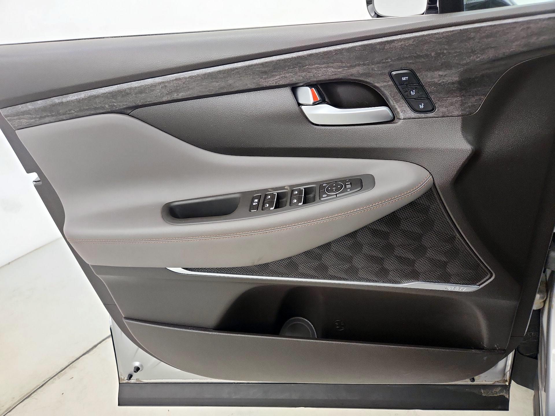 Thumbnail: 2020 Hyundai Santa Fe - 12
