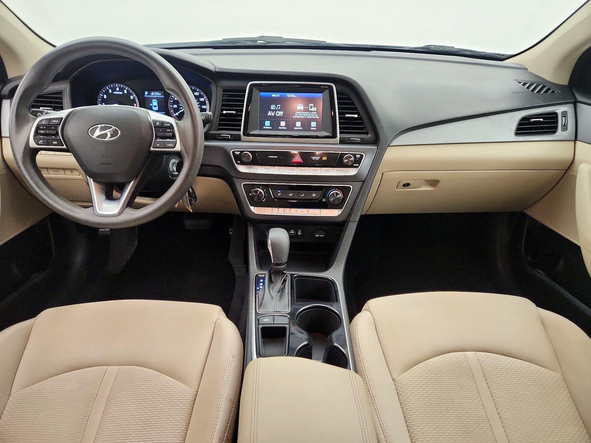 Thumbnail: 2019 Hyundai Sonata - 9