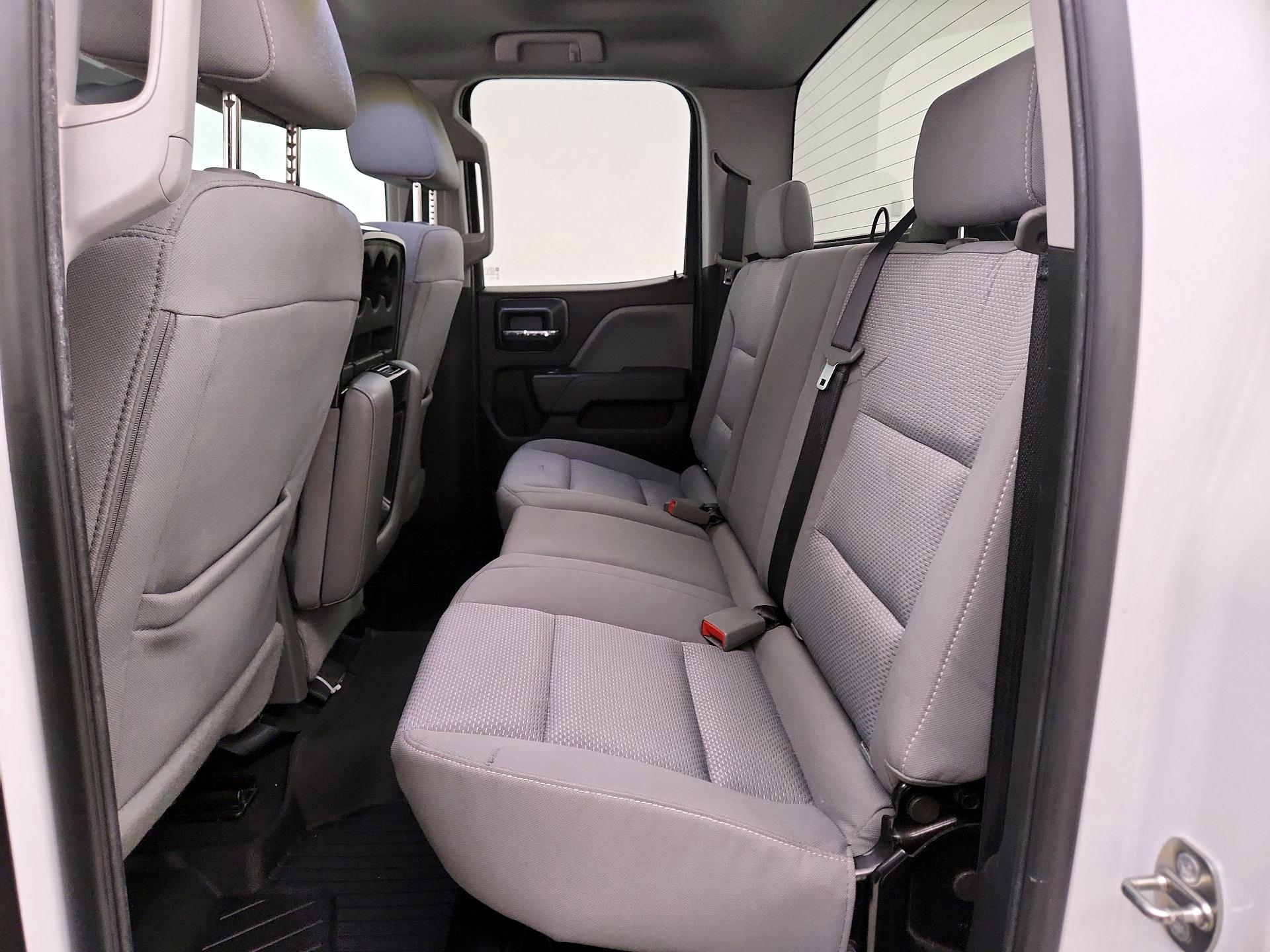 Thumbnail: 2019 Chevrolet Silverado 1500 - 18