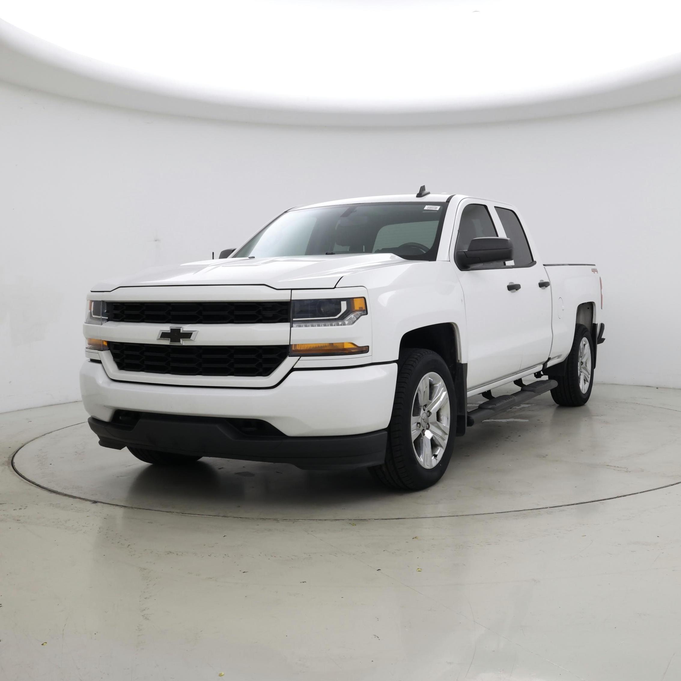 Thumbnail: 2019 Chevrolet Silverado 1500 - 4