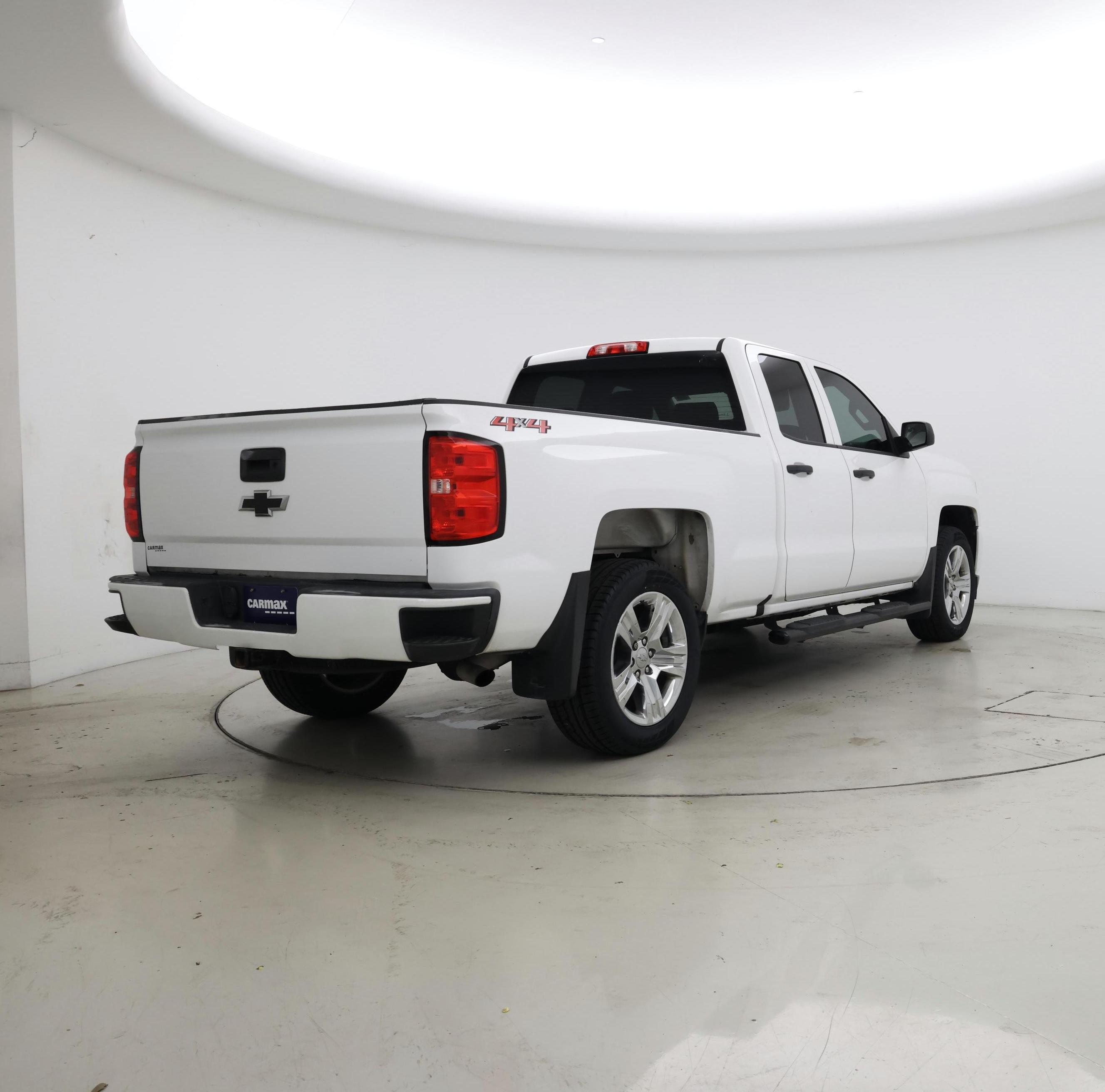 Thumbnail: 2019 Chevrolet Silverado 1500 - 8