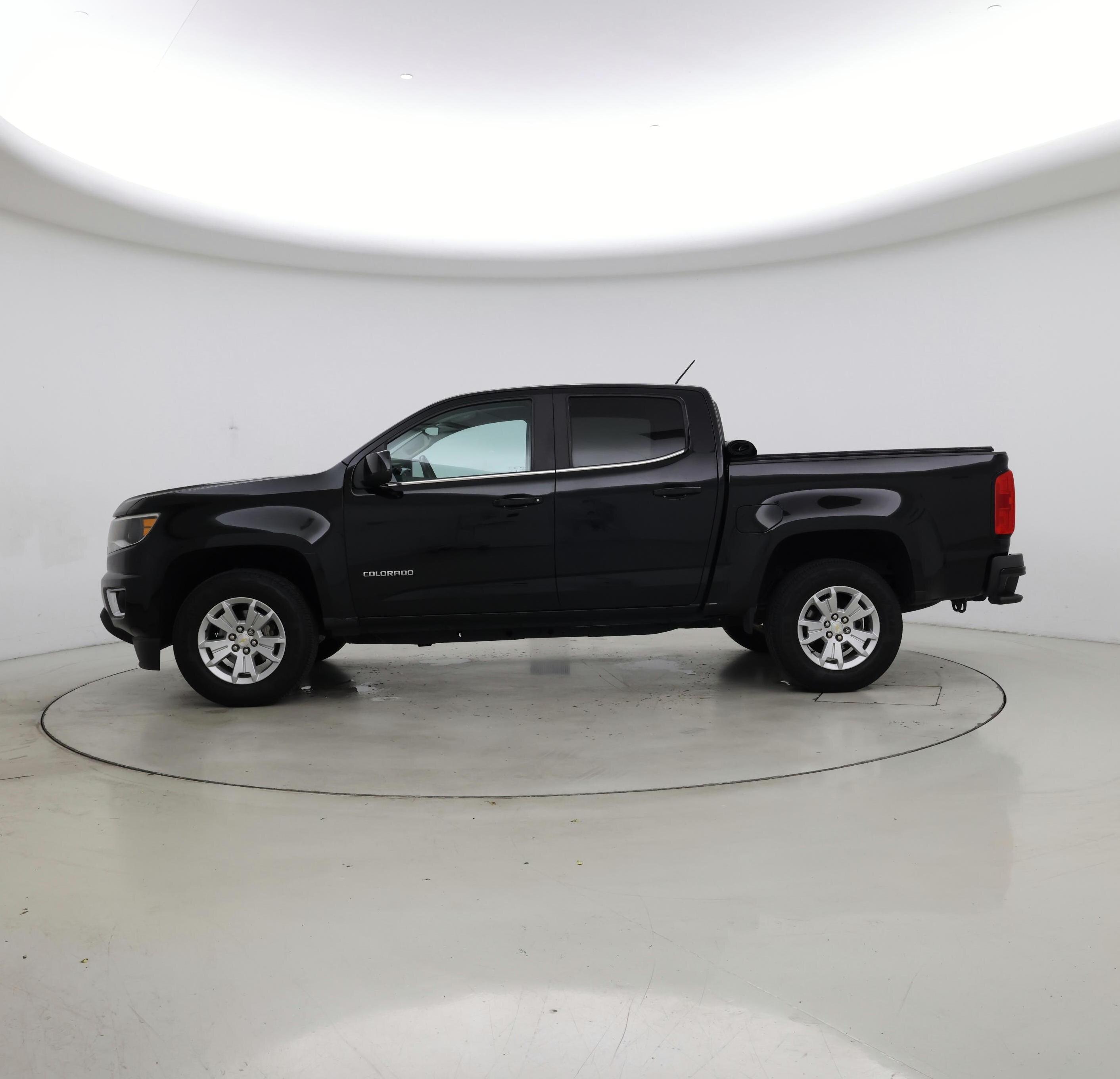 Thumbnail: 2018 Chevrolet Colorado - 3