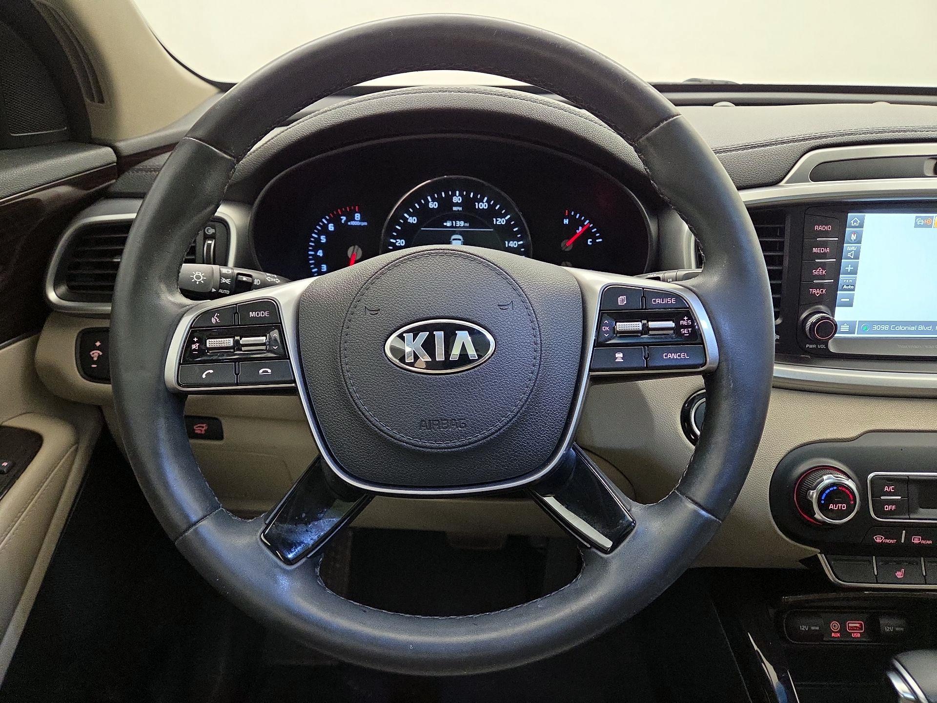 Thumbnail: 2019 Kia Sorento - 10