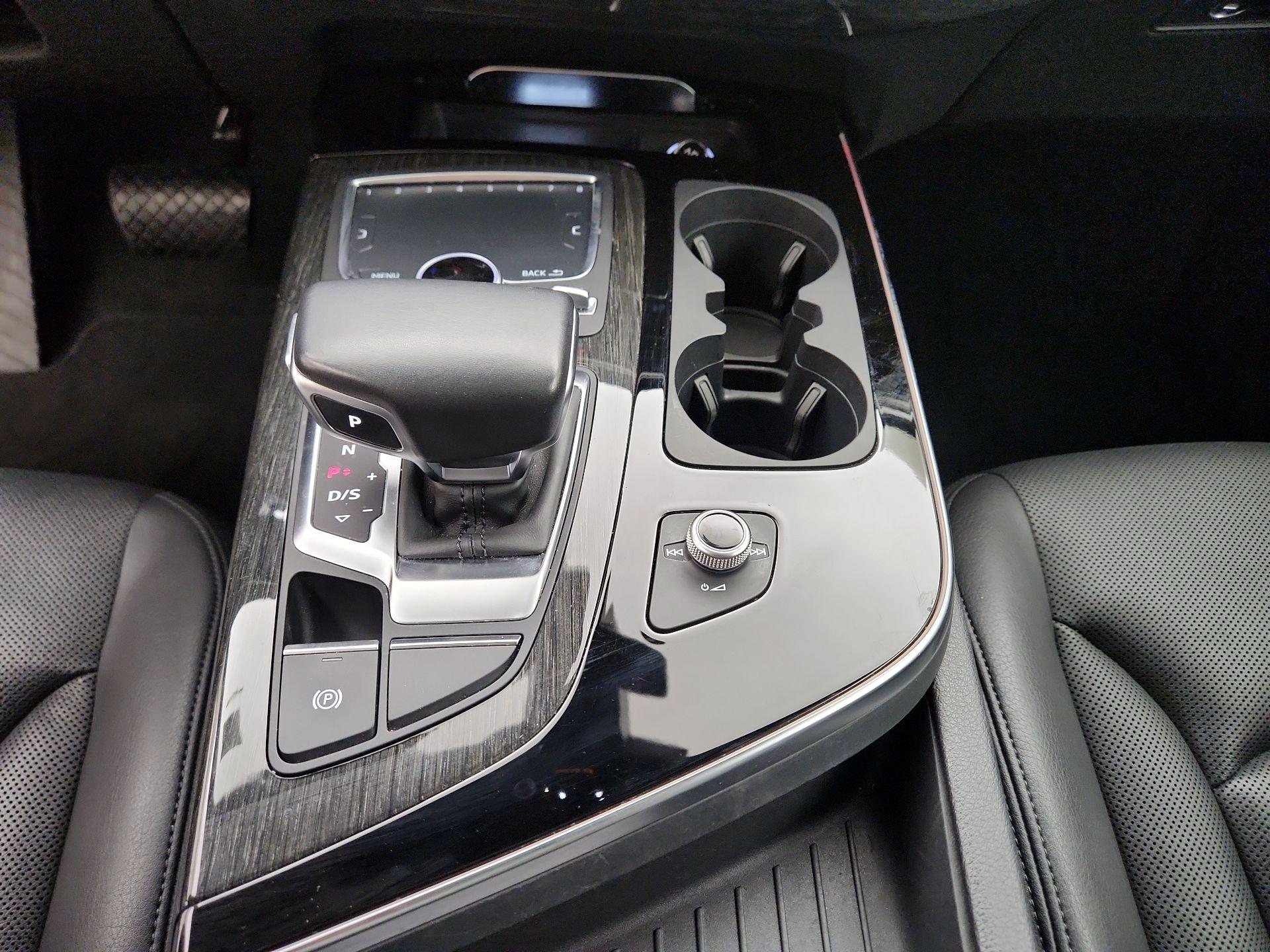 Thumbnail: 2017 Audi Q7 - 18