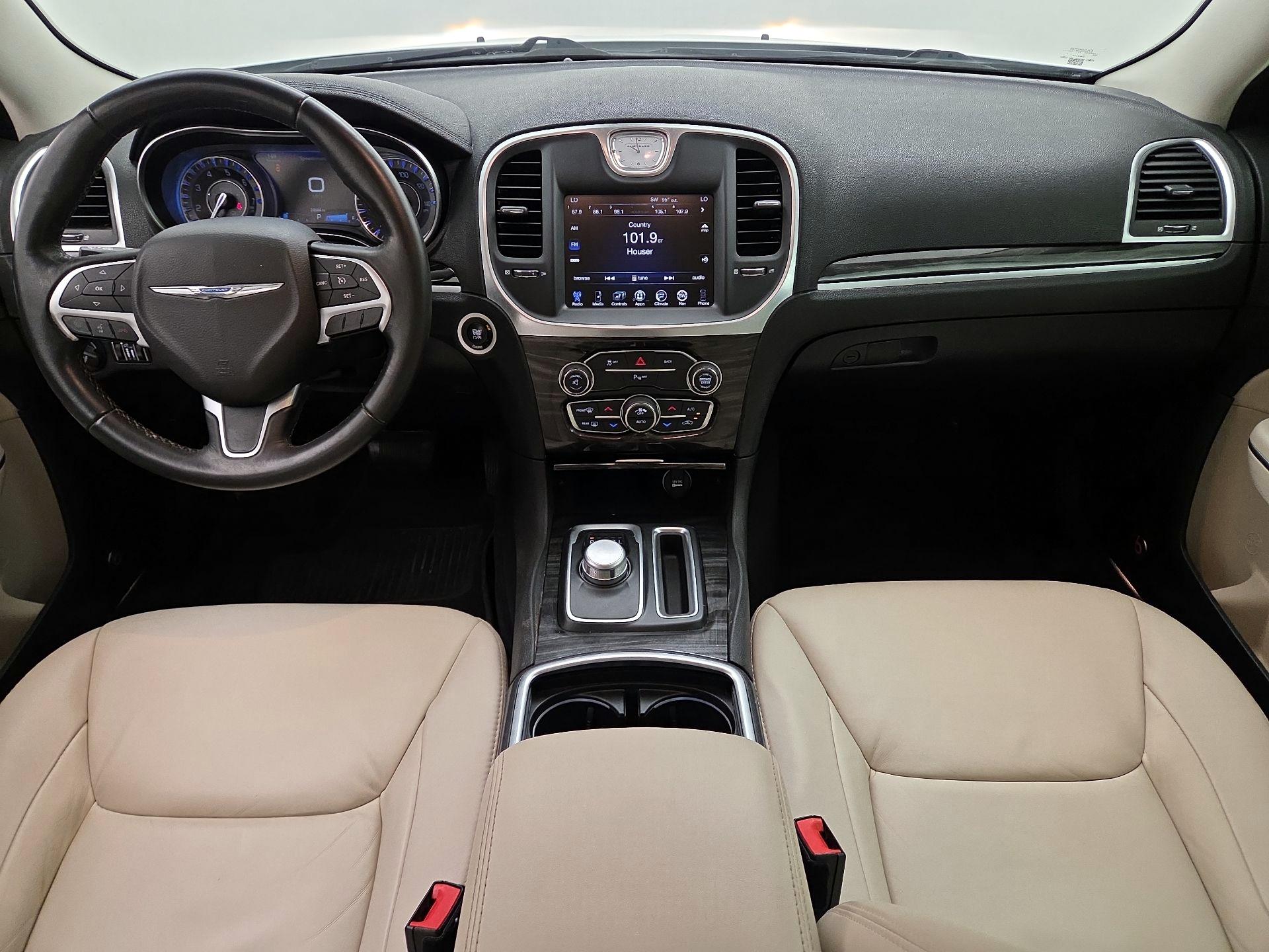Thumbnail: 2015 Chrysler 300 - 9