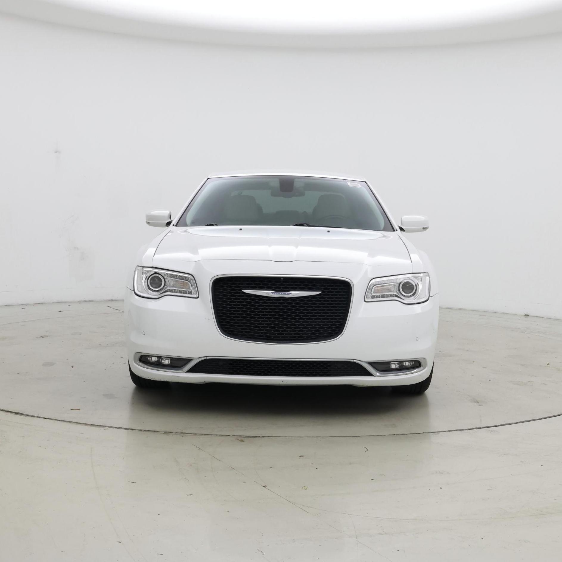 Thumbnail: 2015 Chrysler 300 - 5