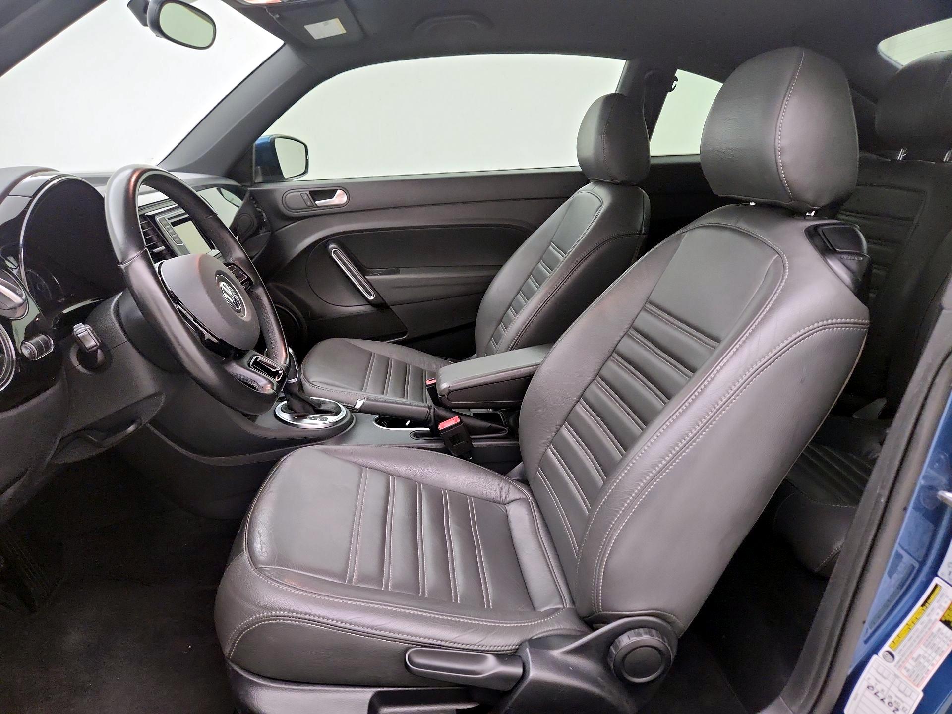 Thumbnail: 2019 Volkswagen Beetle - 11