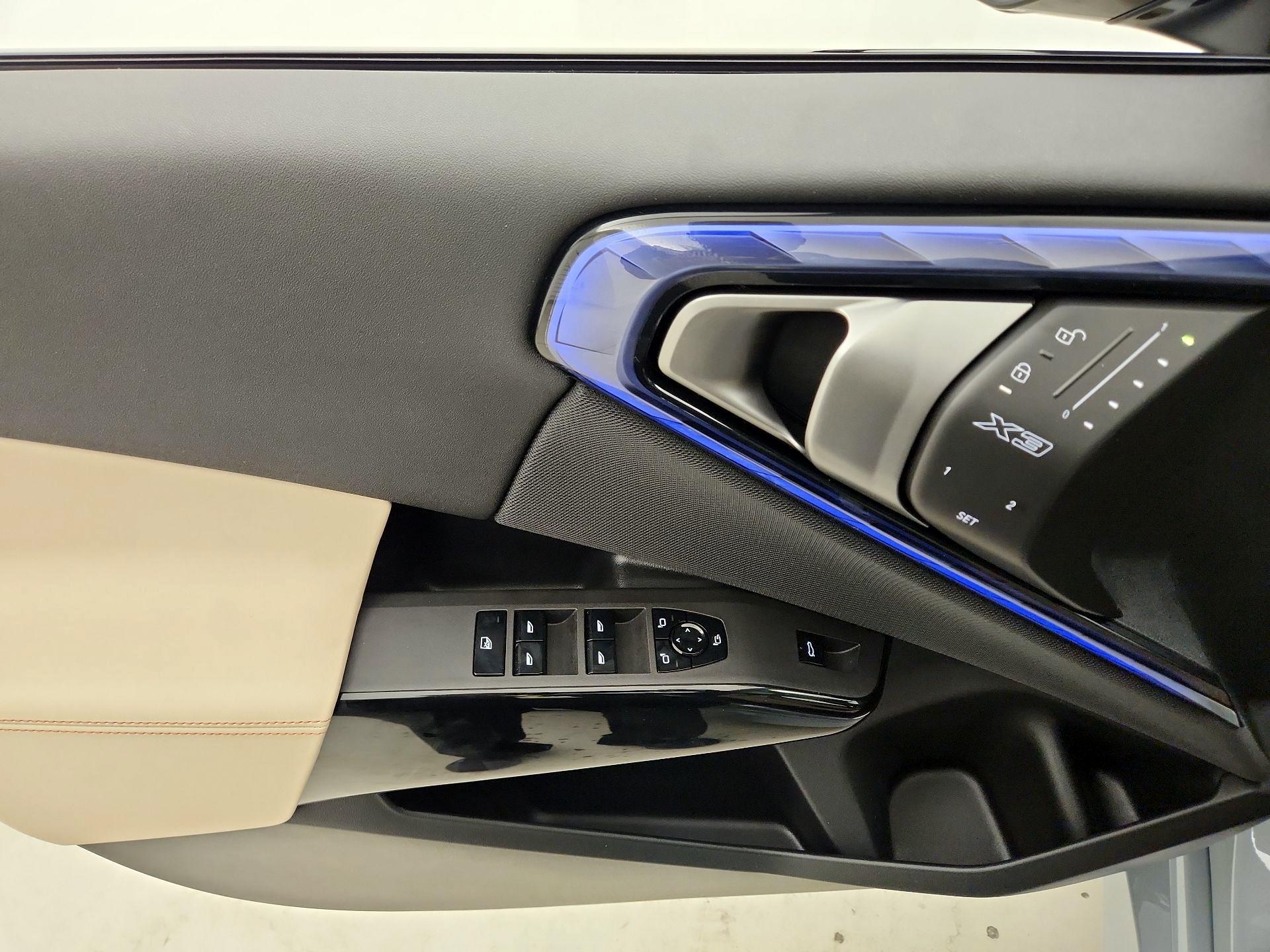 Thumbnail: 2026 BMW X3 - 12