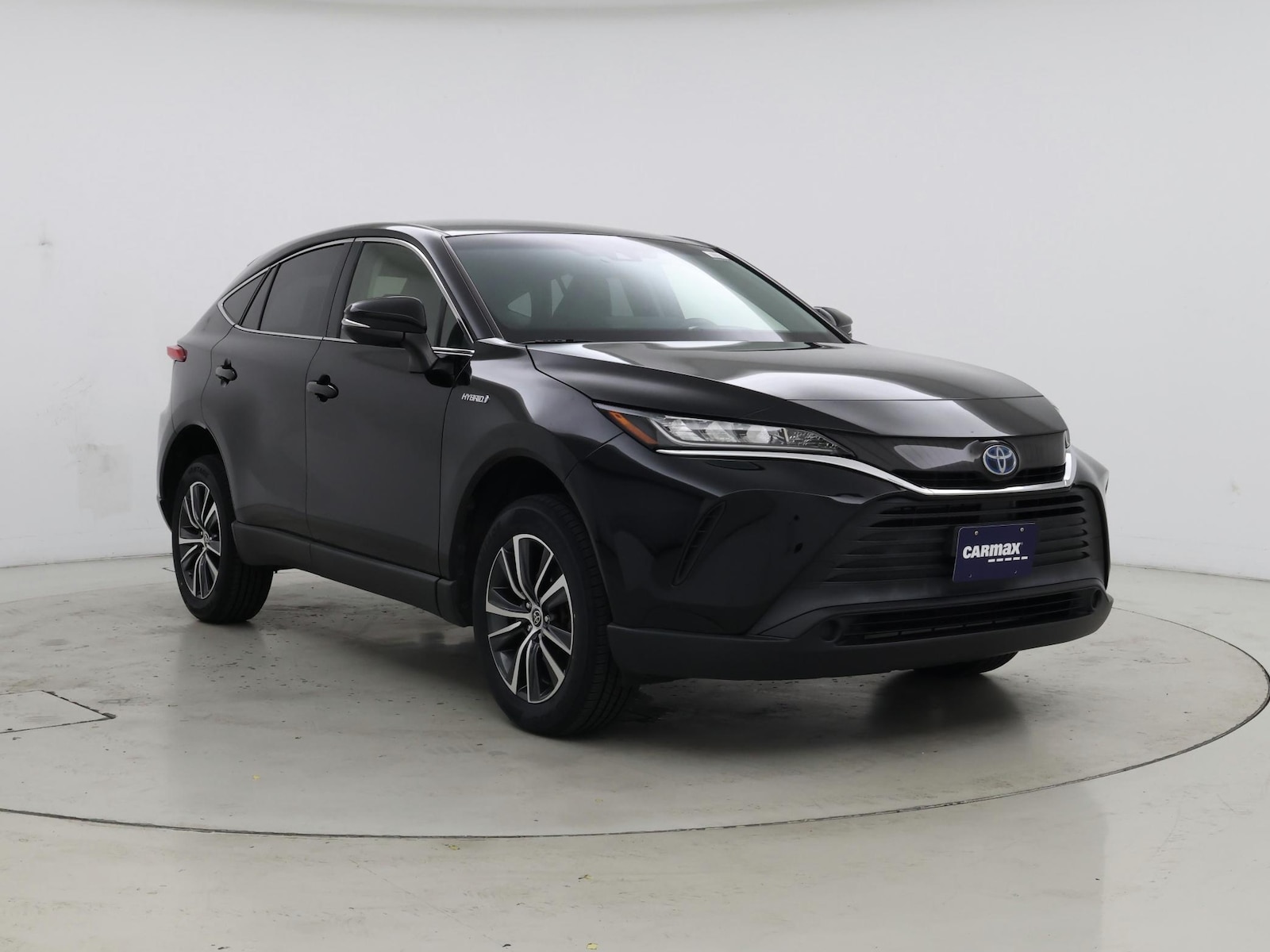 2021 Toyota Venza LE - Photo 2