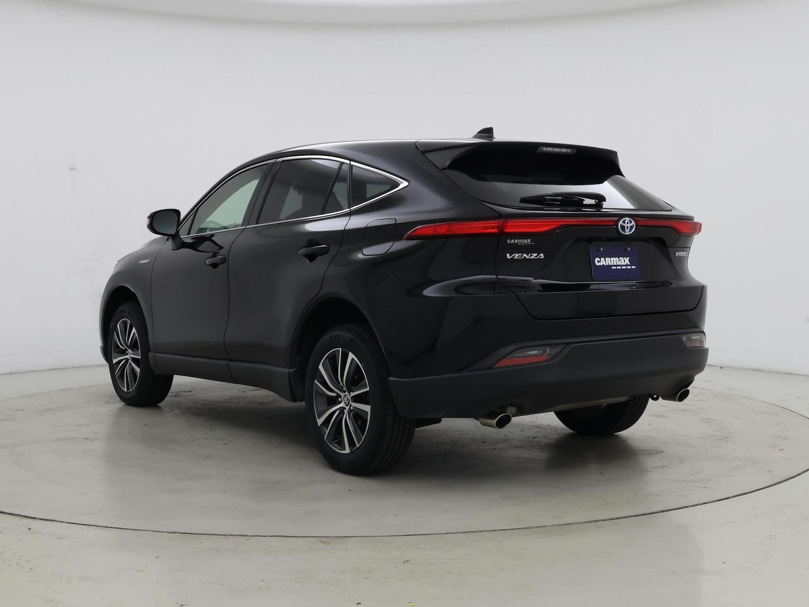 2021 Toyota Venza LE - Photo 3