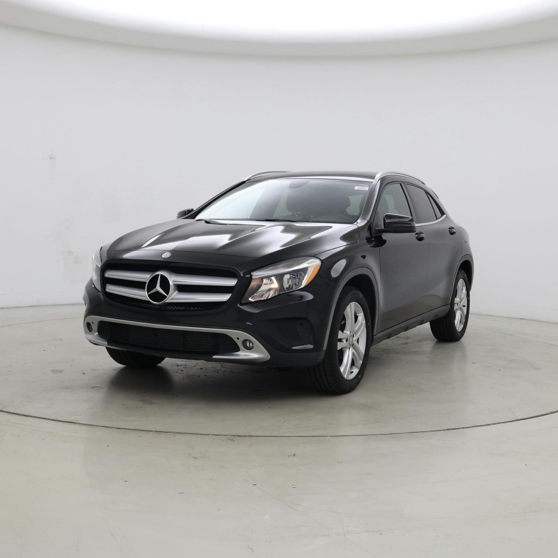 Thumbnail: 2015 Mercedes-Benz GLA - 4