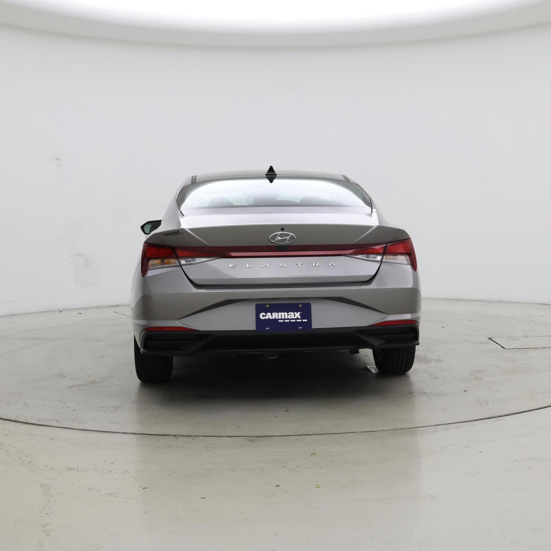 Thumbnail: 2022 Hyundai Elantra - 6