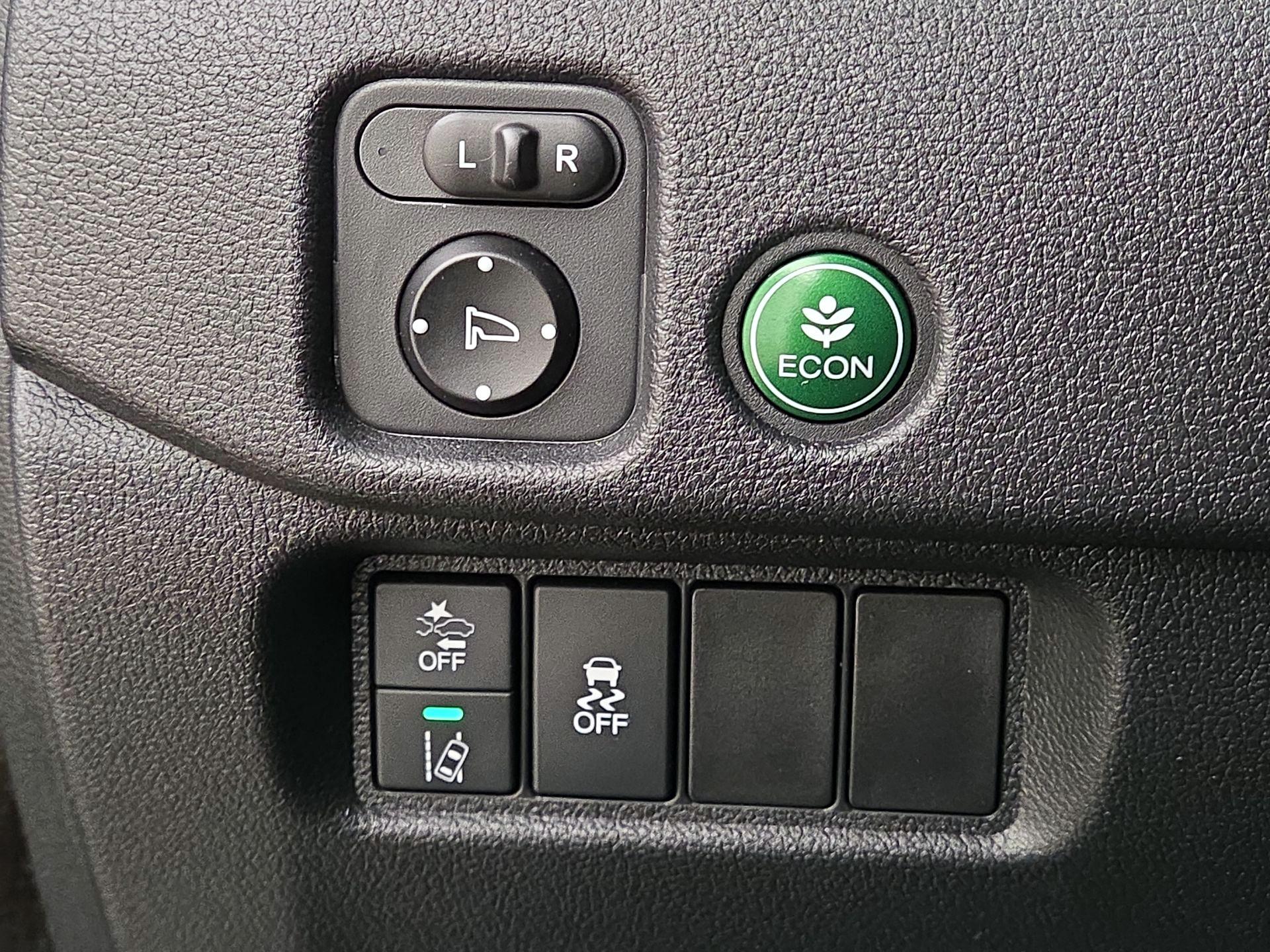Thumbnail: 2019 Honda Passport - 13