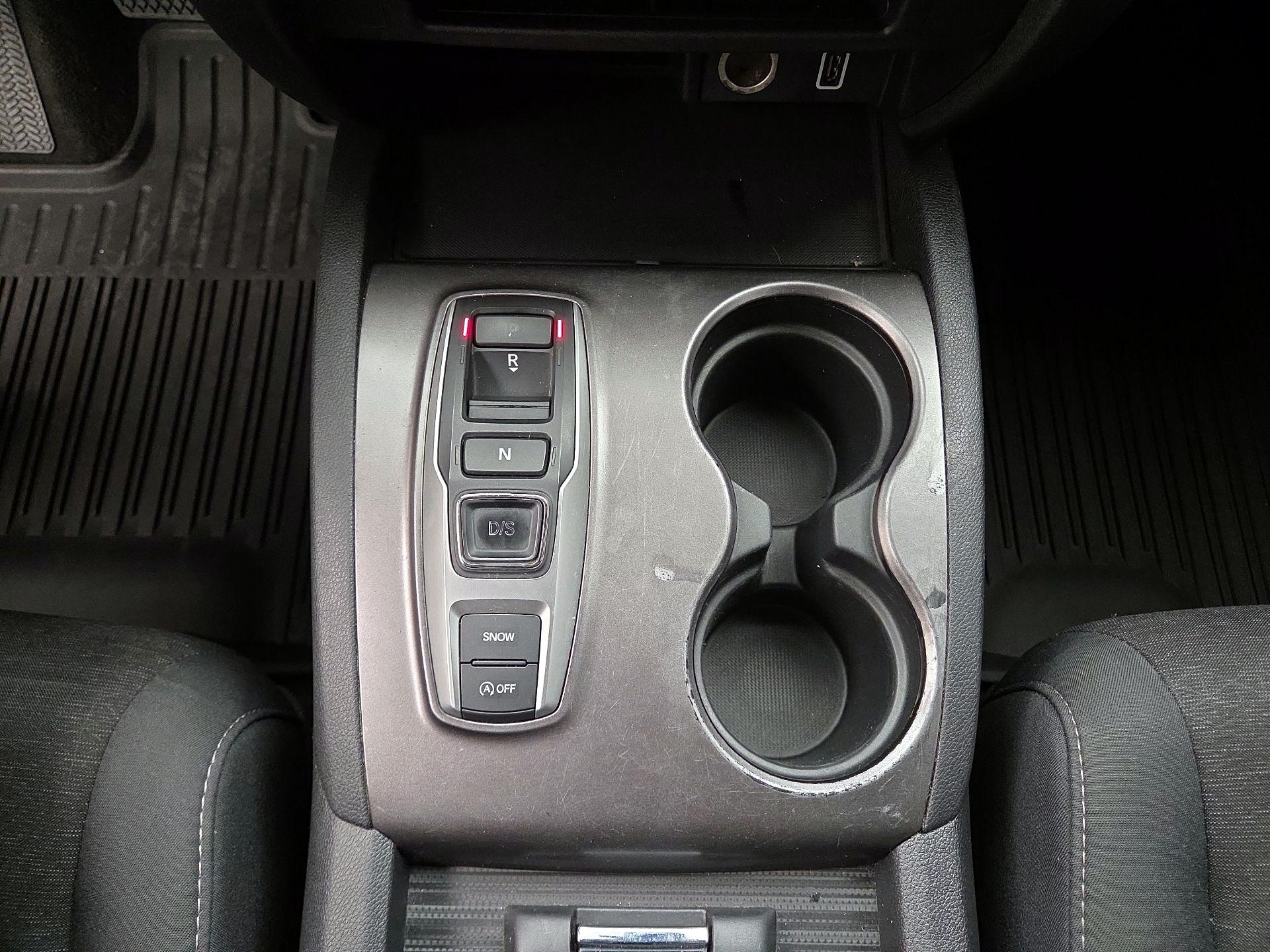 Thumbnail: 2019 Honda Passport - 17
