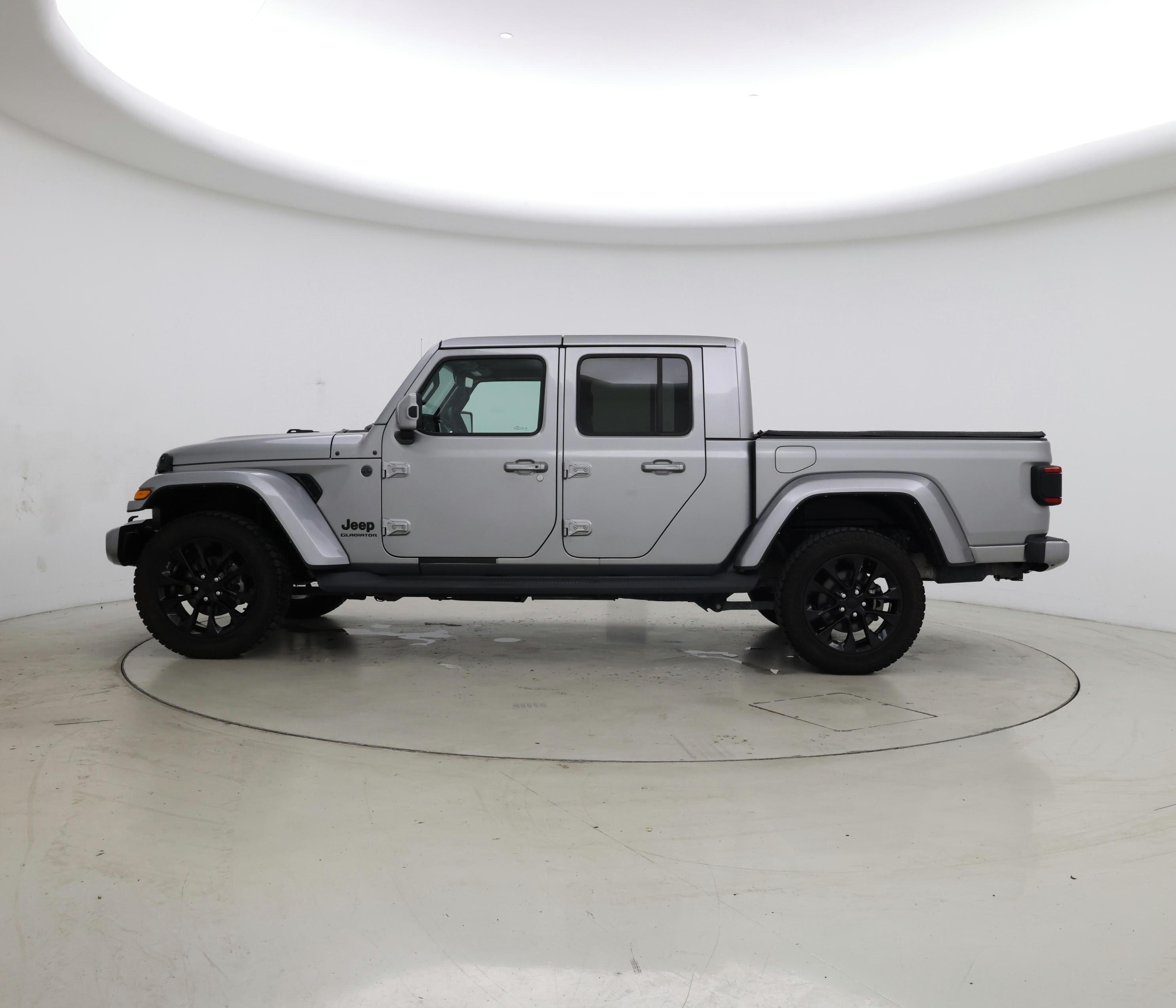 Thumbnail: 2021 Jeep Gladiator - 3
