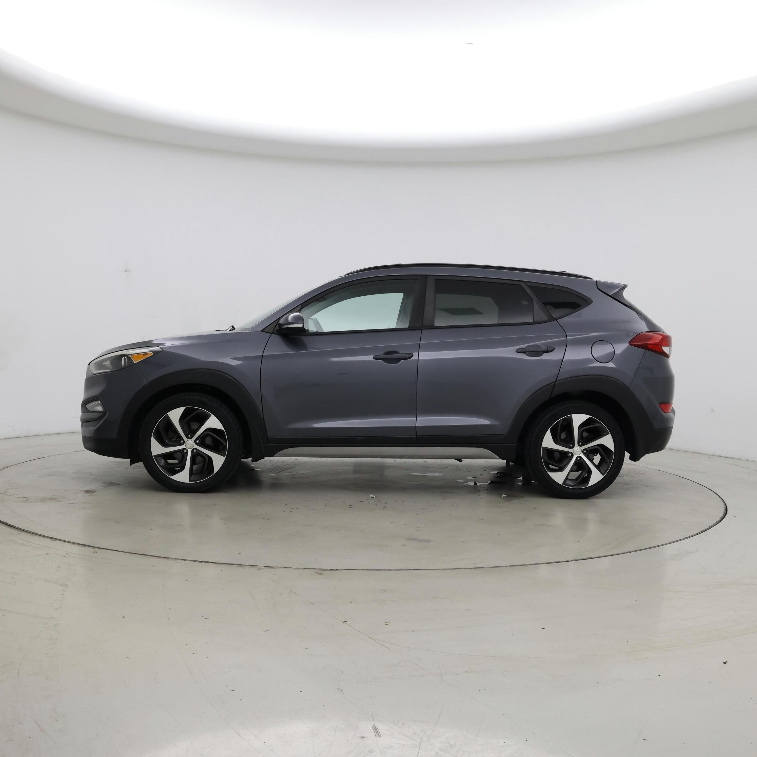 Thumbnail: 2018 Hyundai Tucson - 3