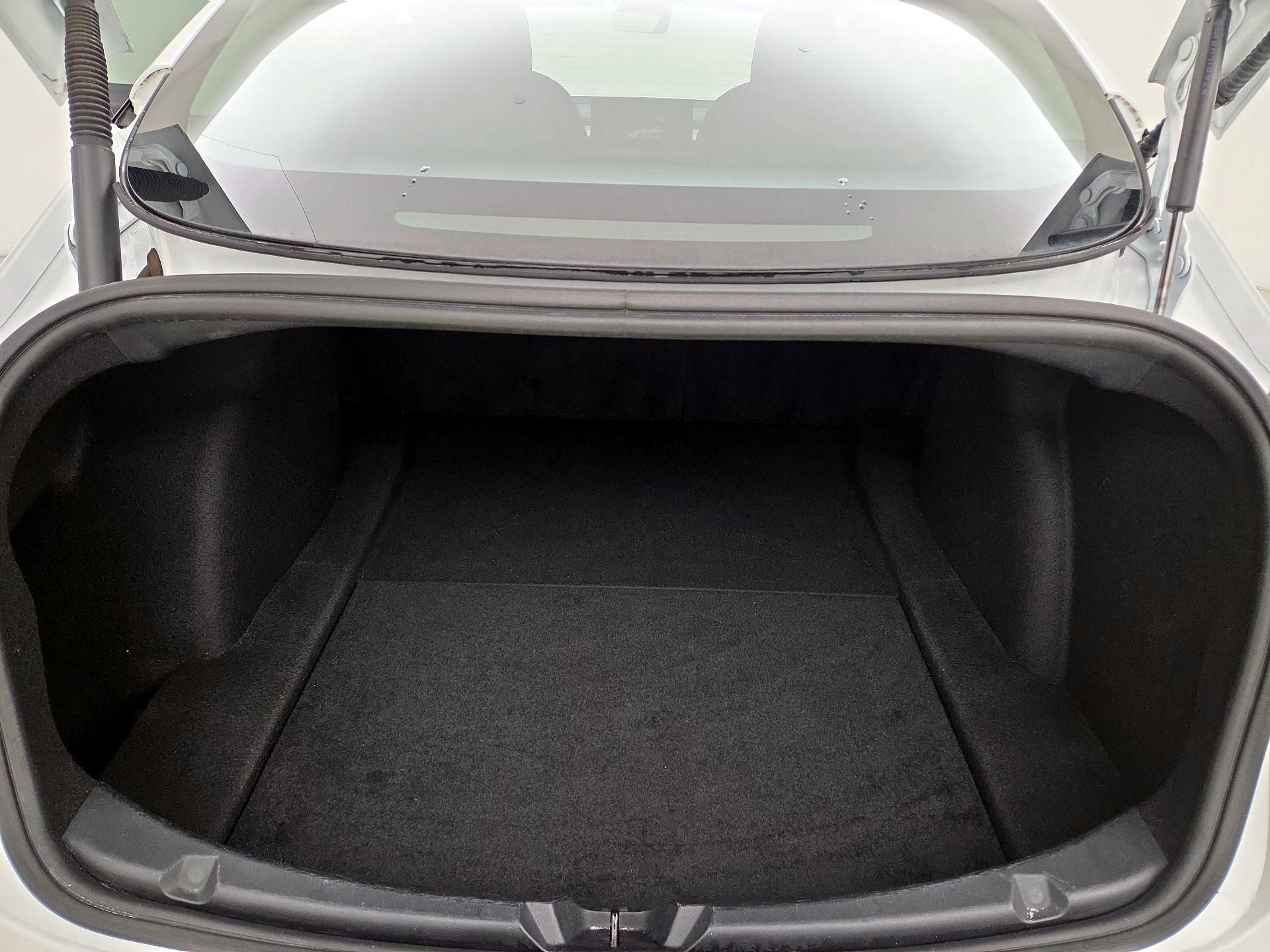 Thumbnail: 2022 Tesla Model 3 - 20