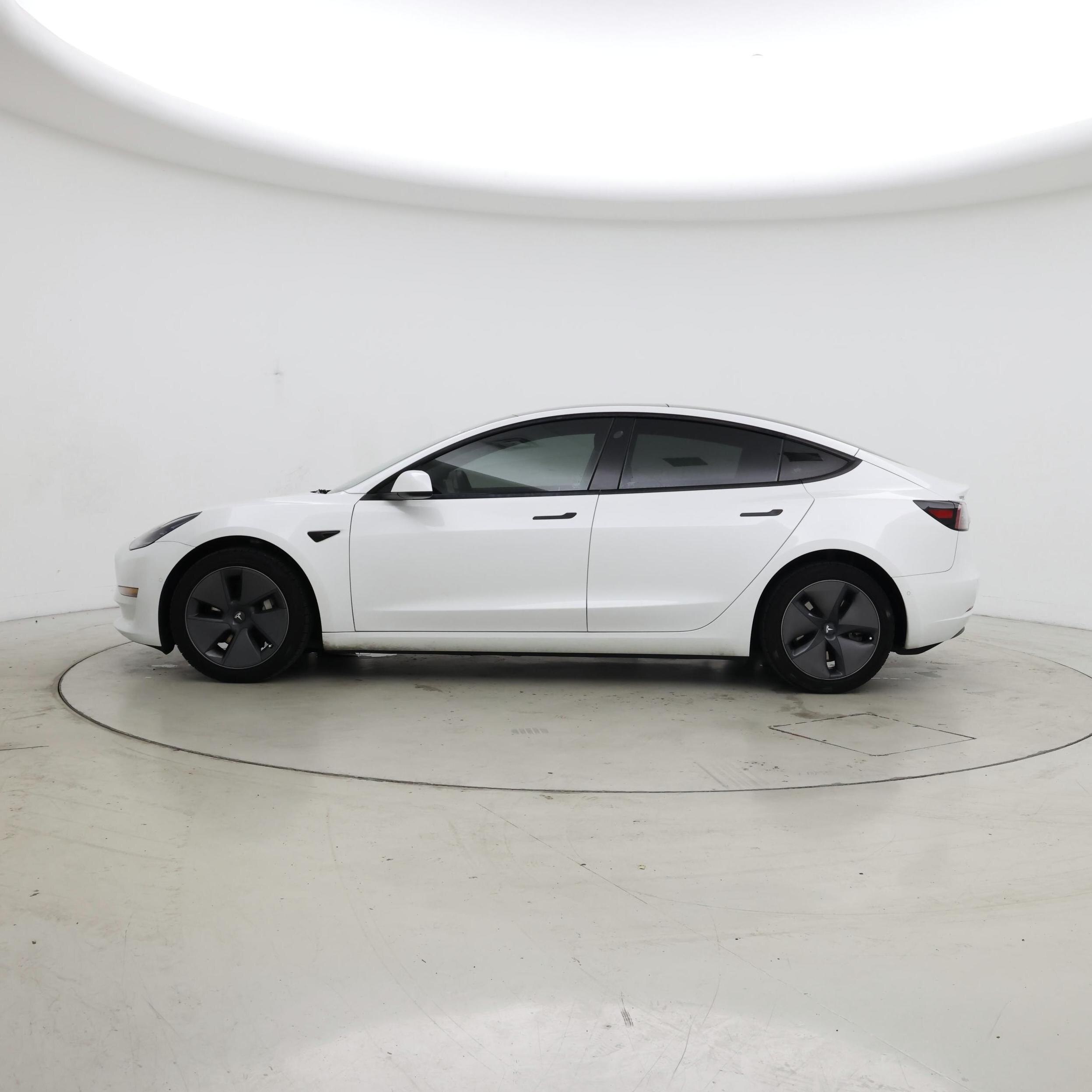 Thumbnail: 2022 Tesla Model 3 - 3