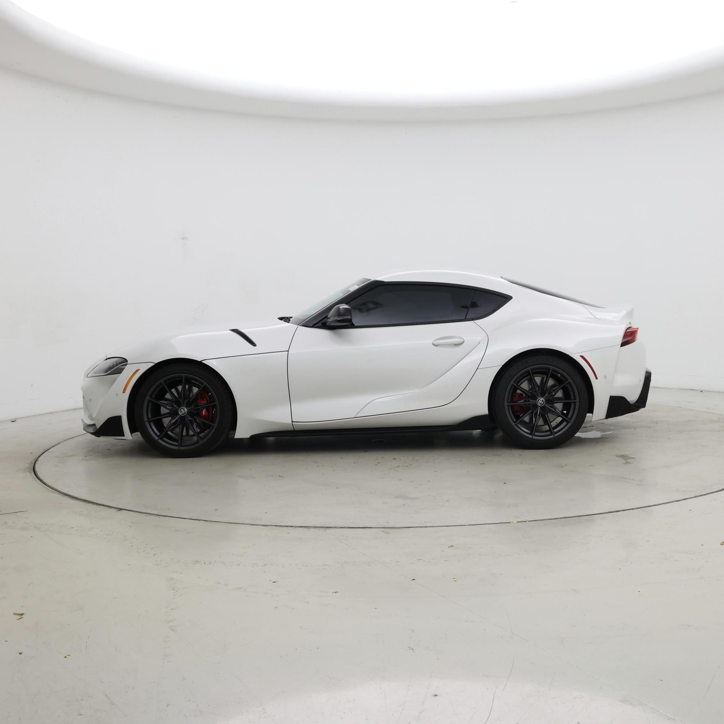 Thumbnail: 2025 Toyota Supra - 3