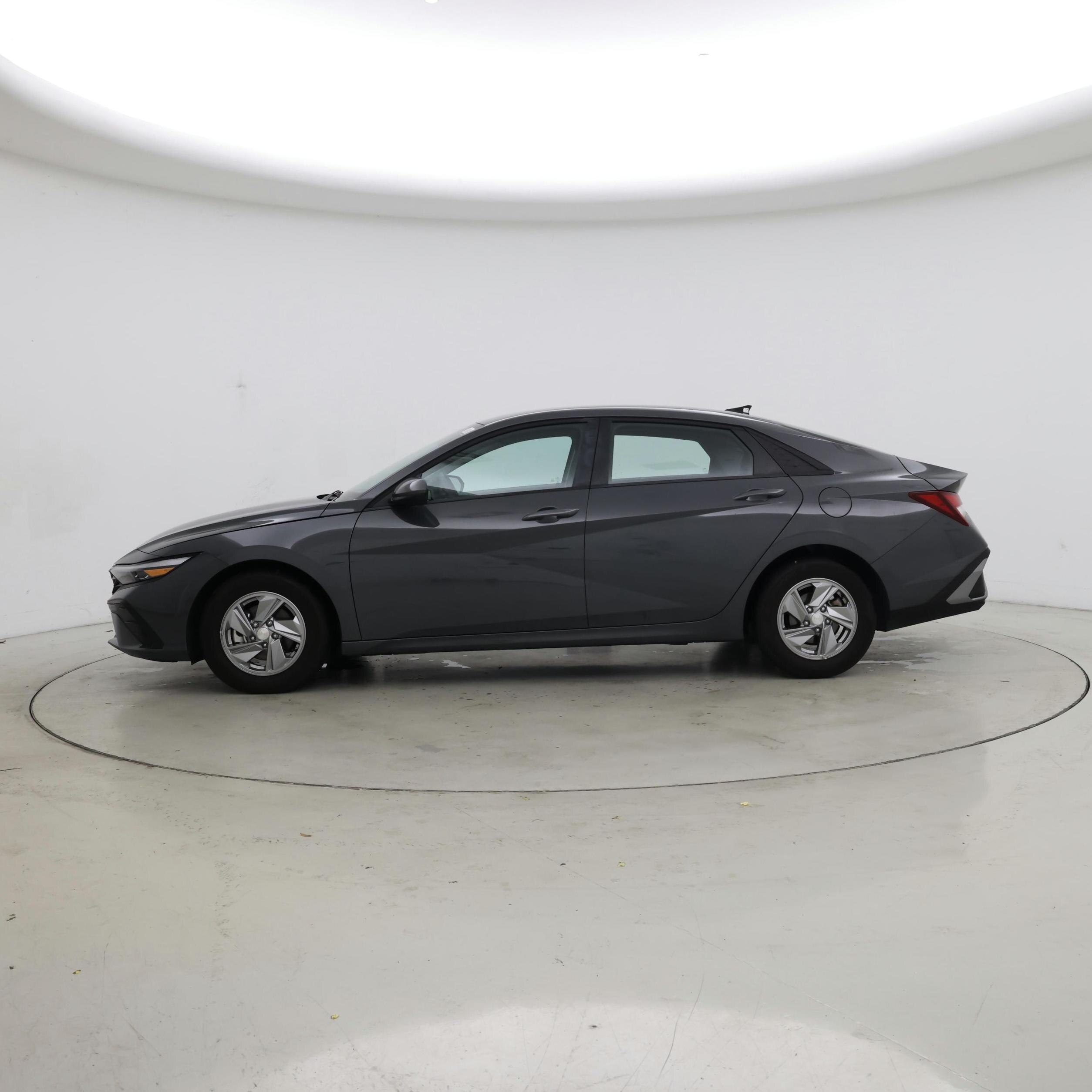Thumbnail: 2025 Hyundai Elantra - 3