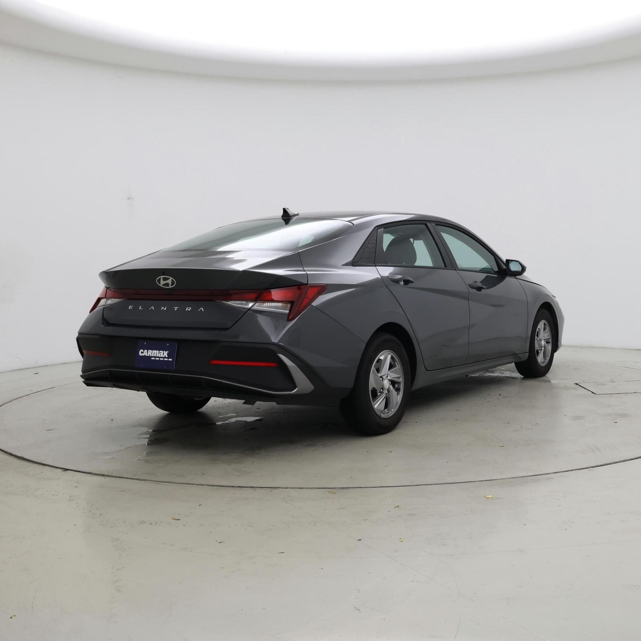 Thumbnail: 2025 Hyundai Elantra - 8