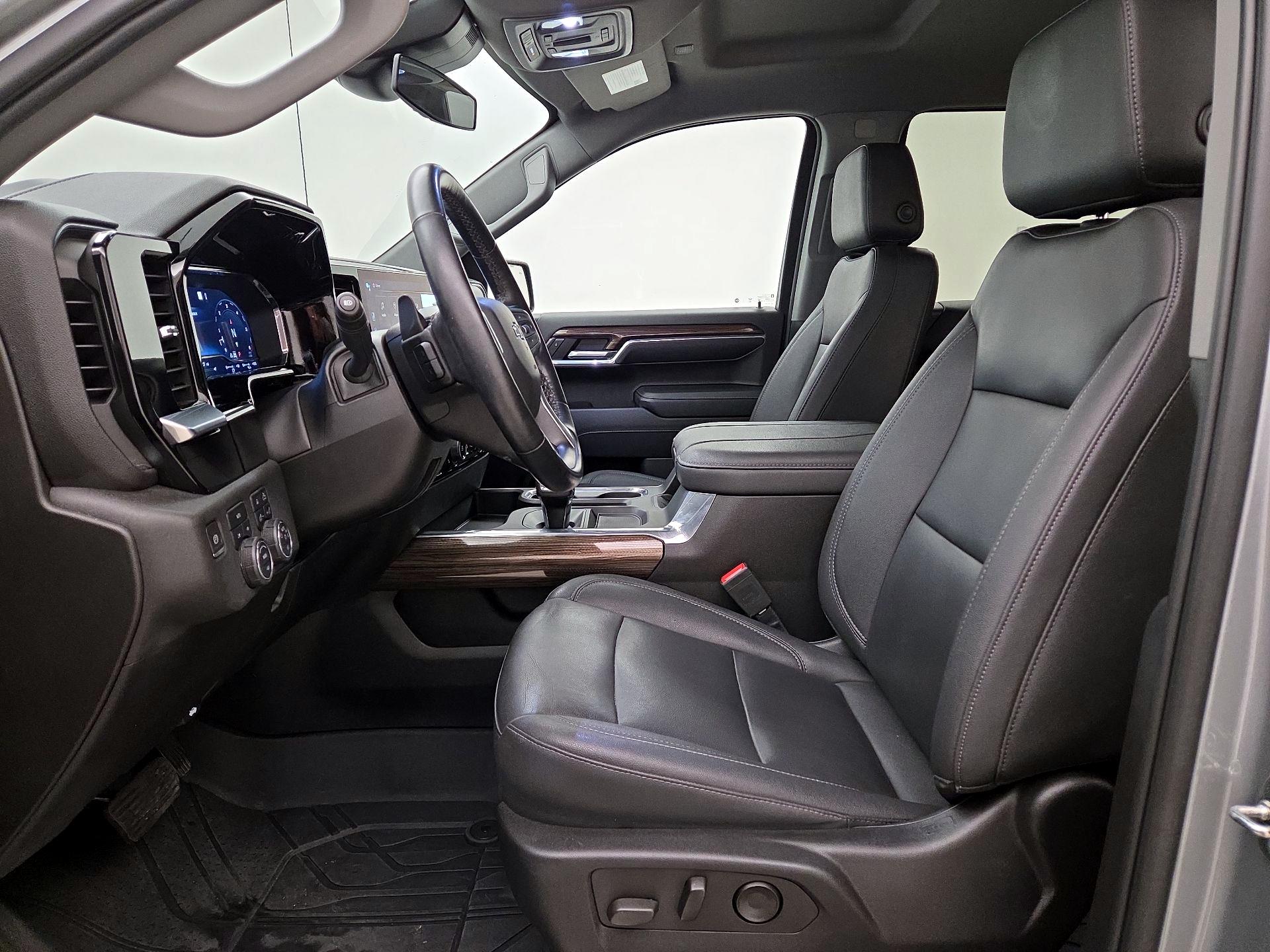 Thumbnail: 2023 Chevrolet Silverado 1500 - 11