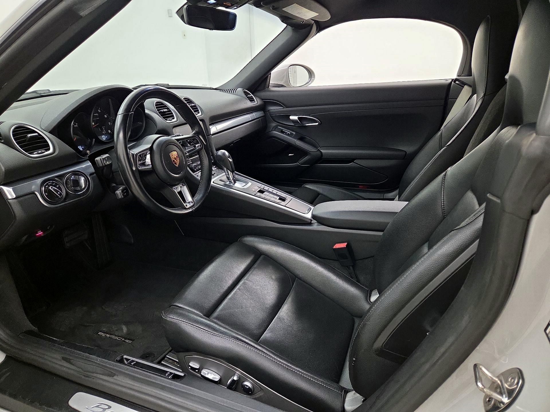 Thumbnail: 2019 Porsche 718 Boxster - 11