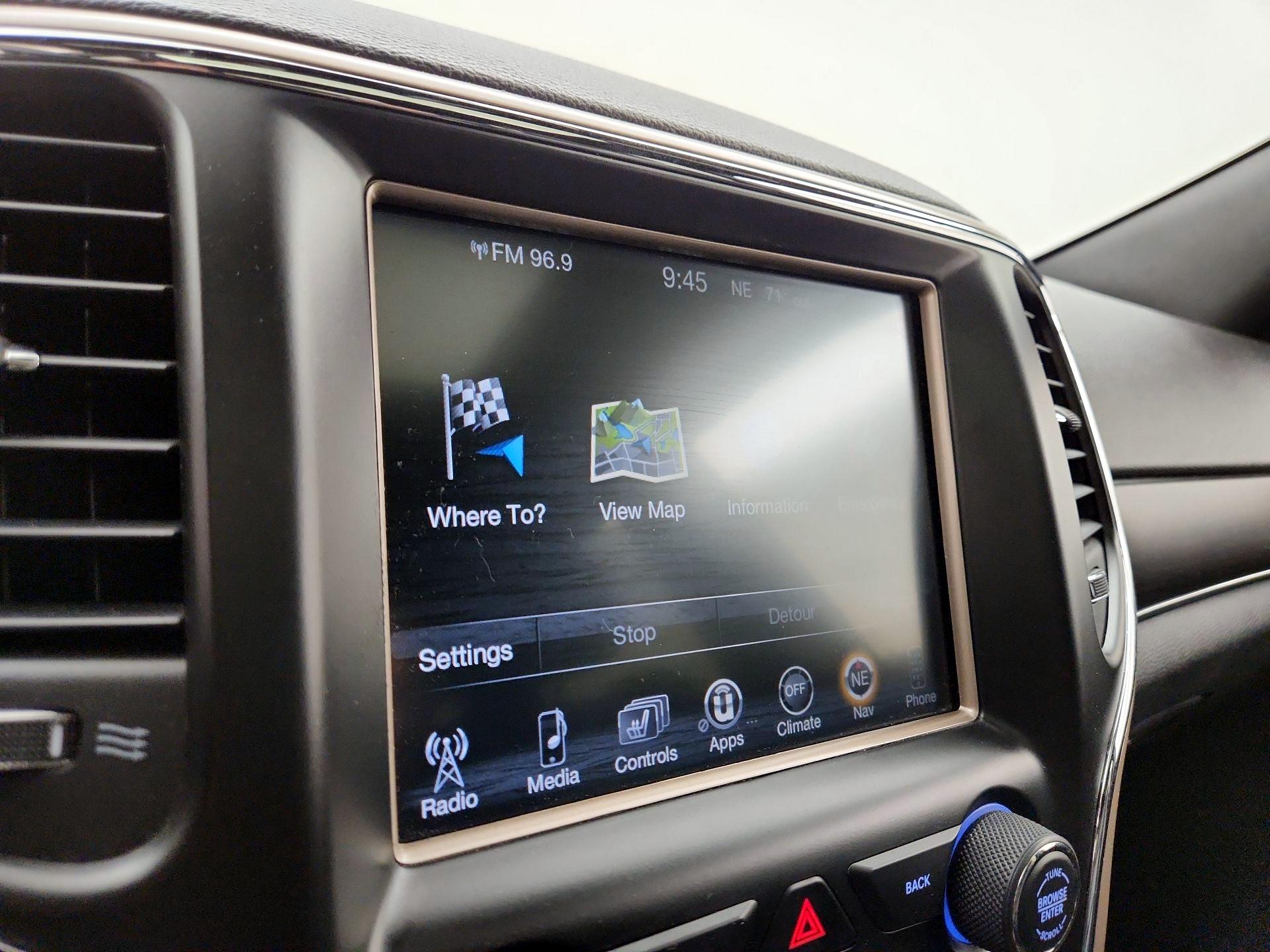 Thumbnail: 2014 Jeep Grand Cherokee - 14