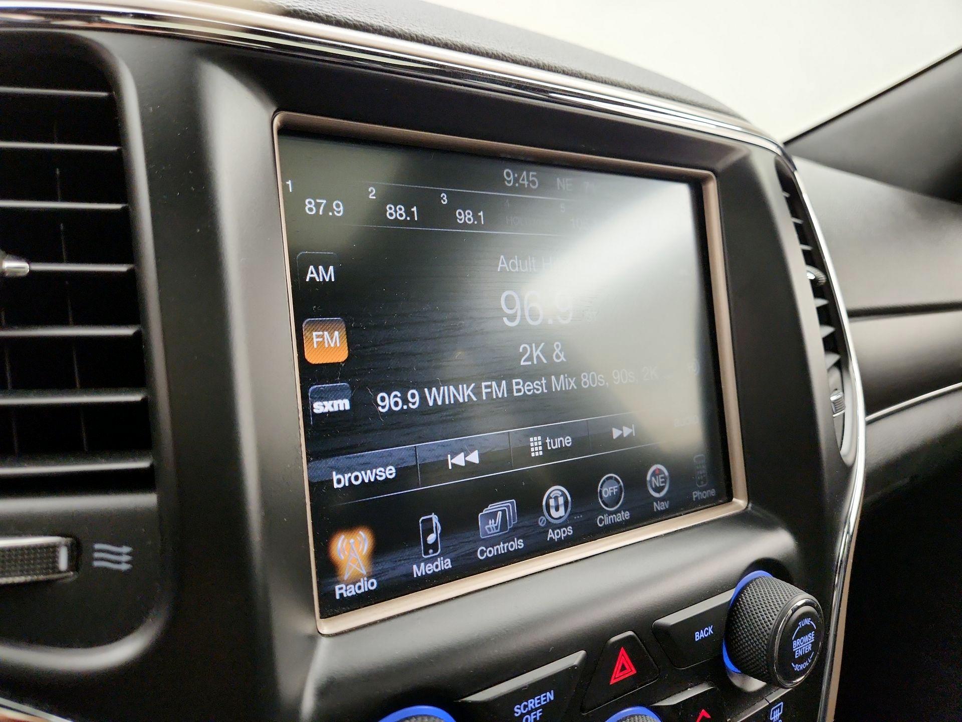 Thumbnail: 2014 Jeep Grand Cherokee - 16