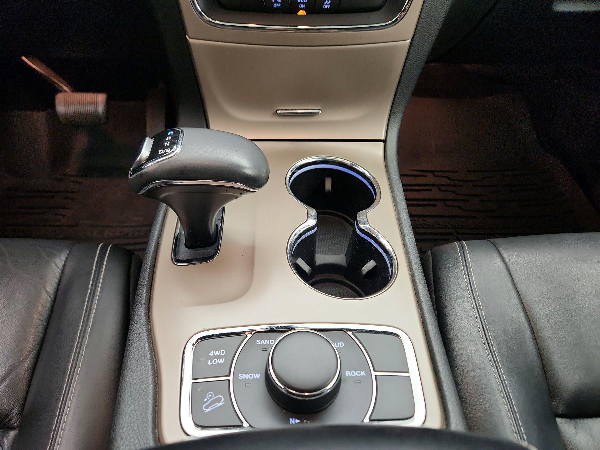 Thumbnail: 2014 Jeep Grand Cherokee - 18