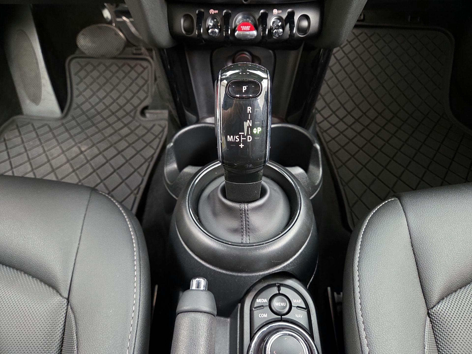 Thumbnail: 2024 MINI Cooper - 18