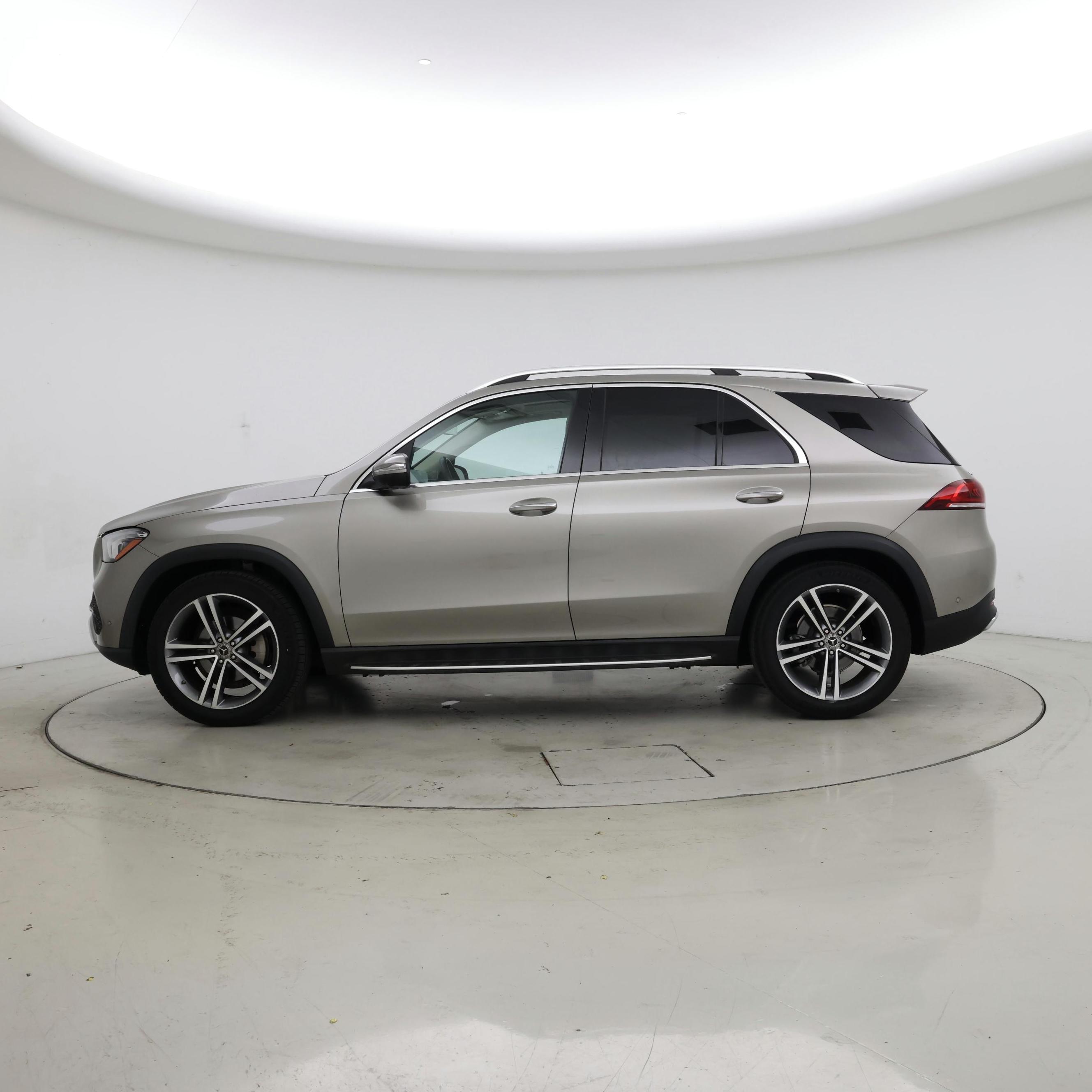 Thumbnail: 2020 Mercedes-Benz GLE - 3